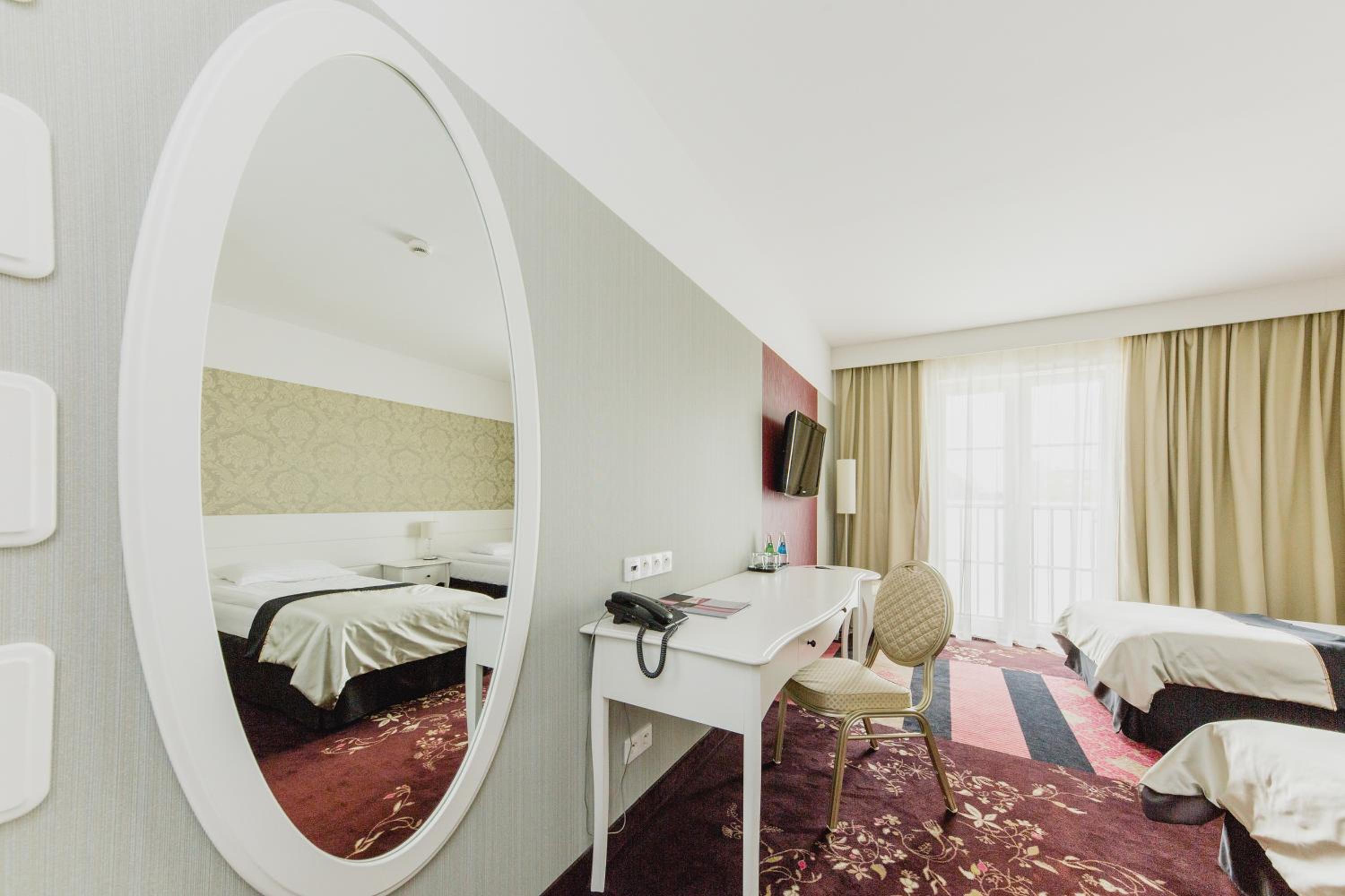 Standard Double Room photo 3