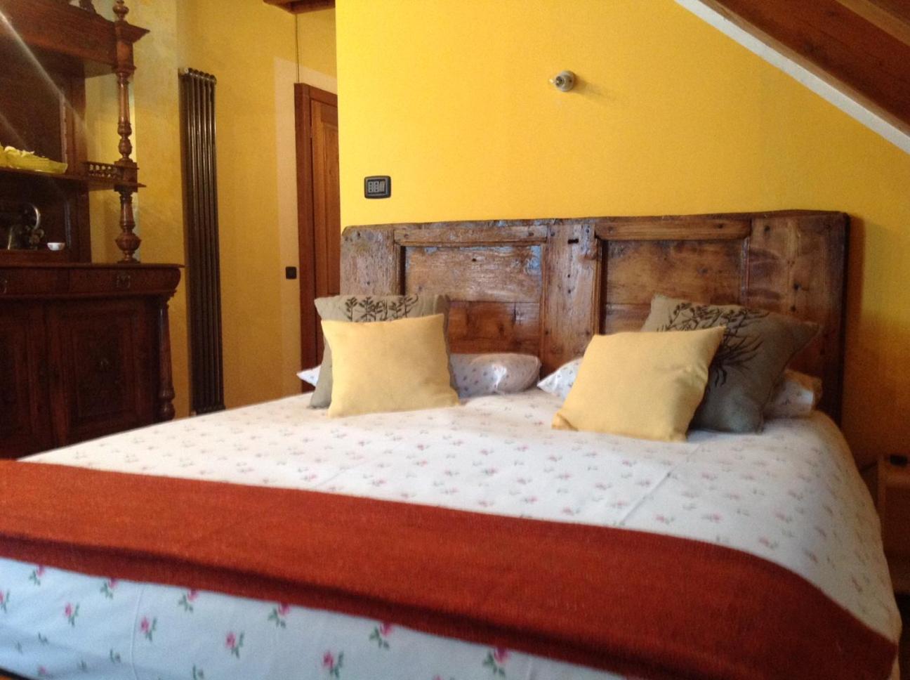 Double Room with Mountain View photo 2