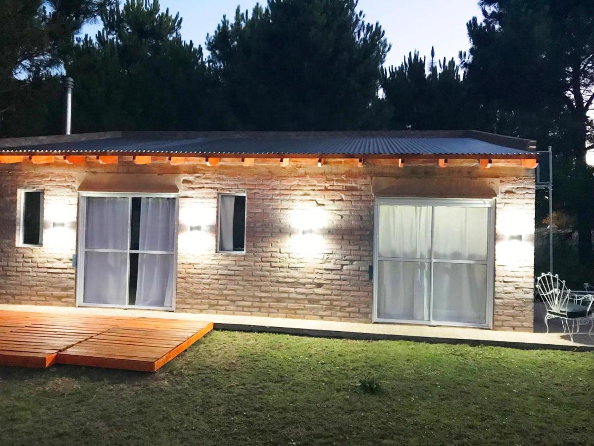 One-Bedroom House photo 2