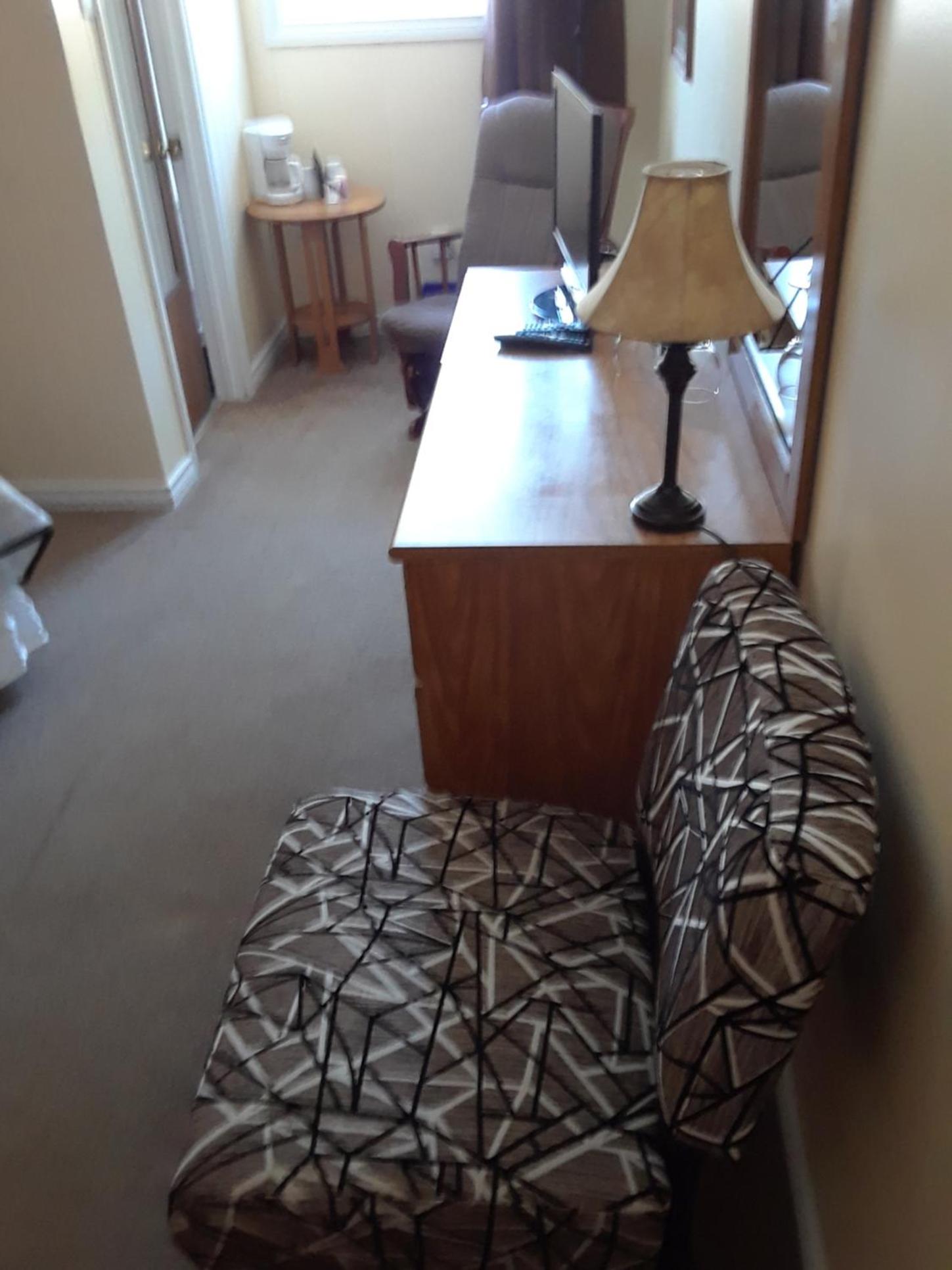 Queen Room - Photo 3