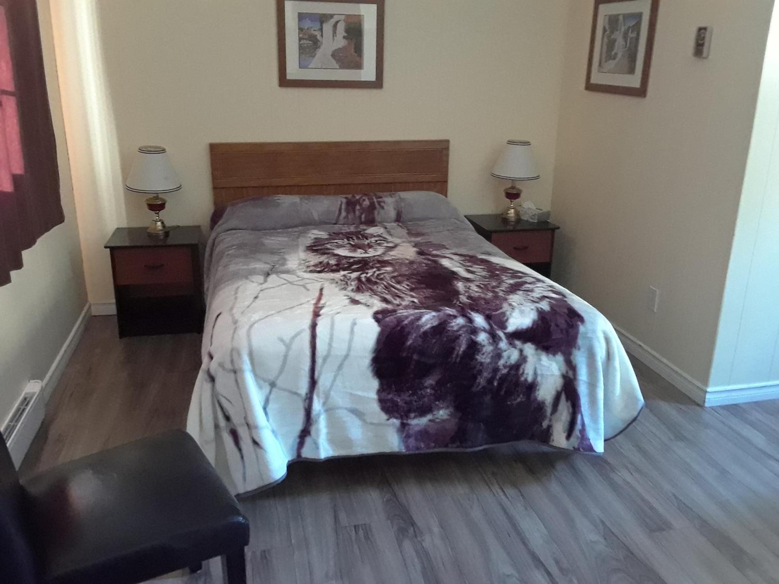 Double Room with Two Double Beds - Photo 9
