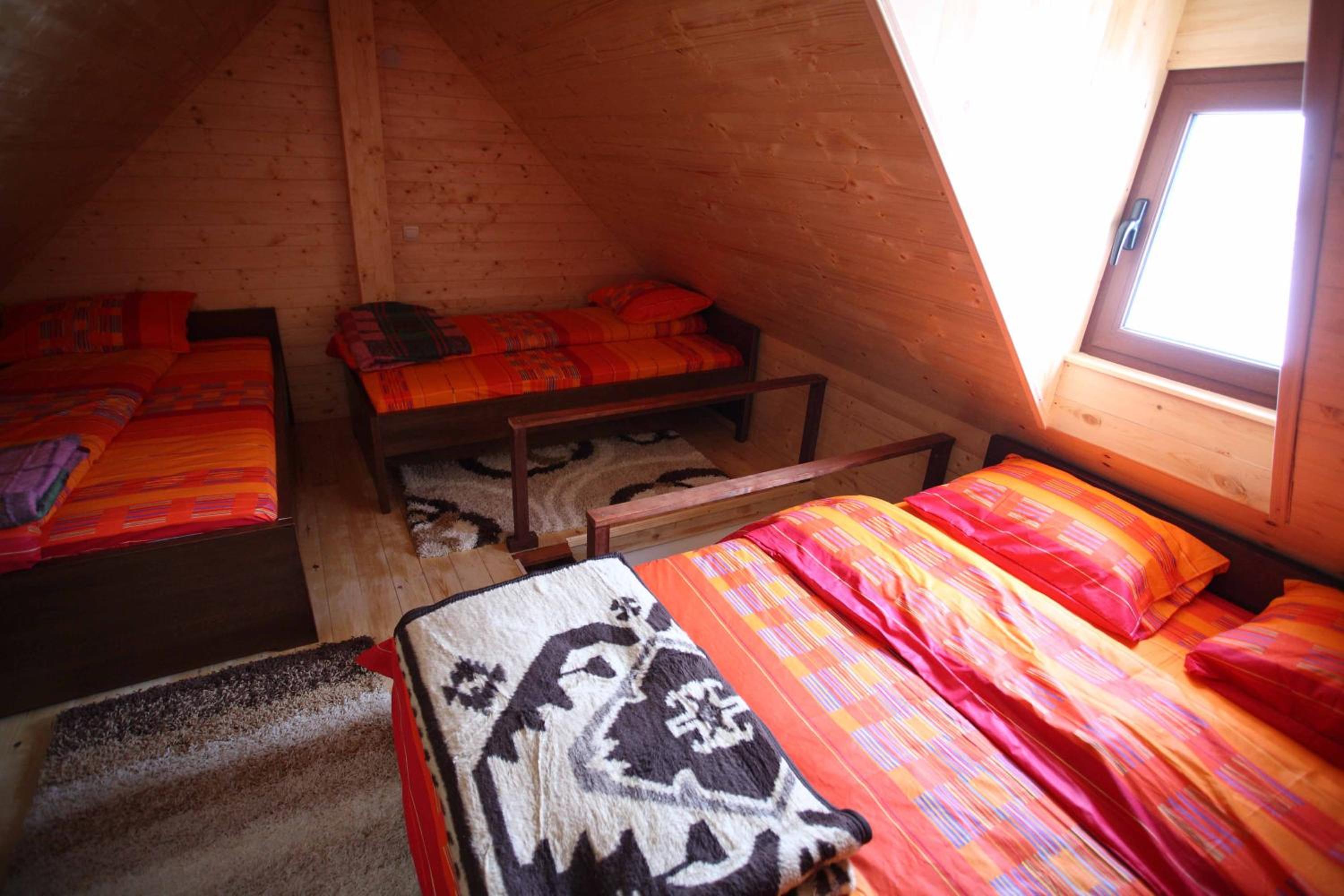 Duplex Apartment (4 Adults)