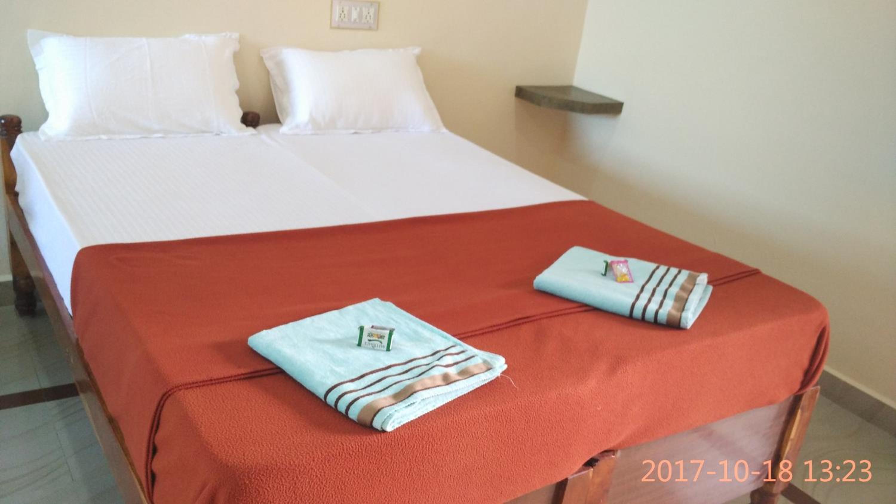 Budget Double Room photo 1