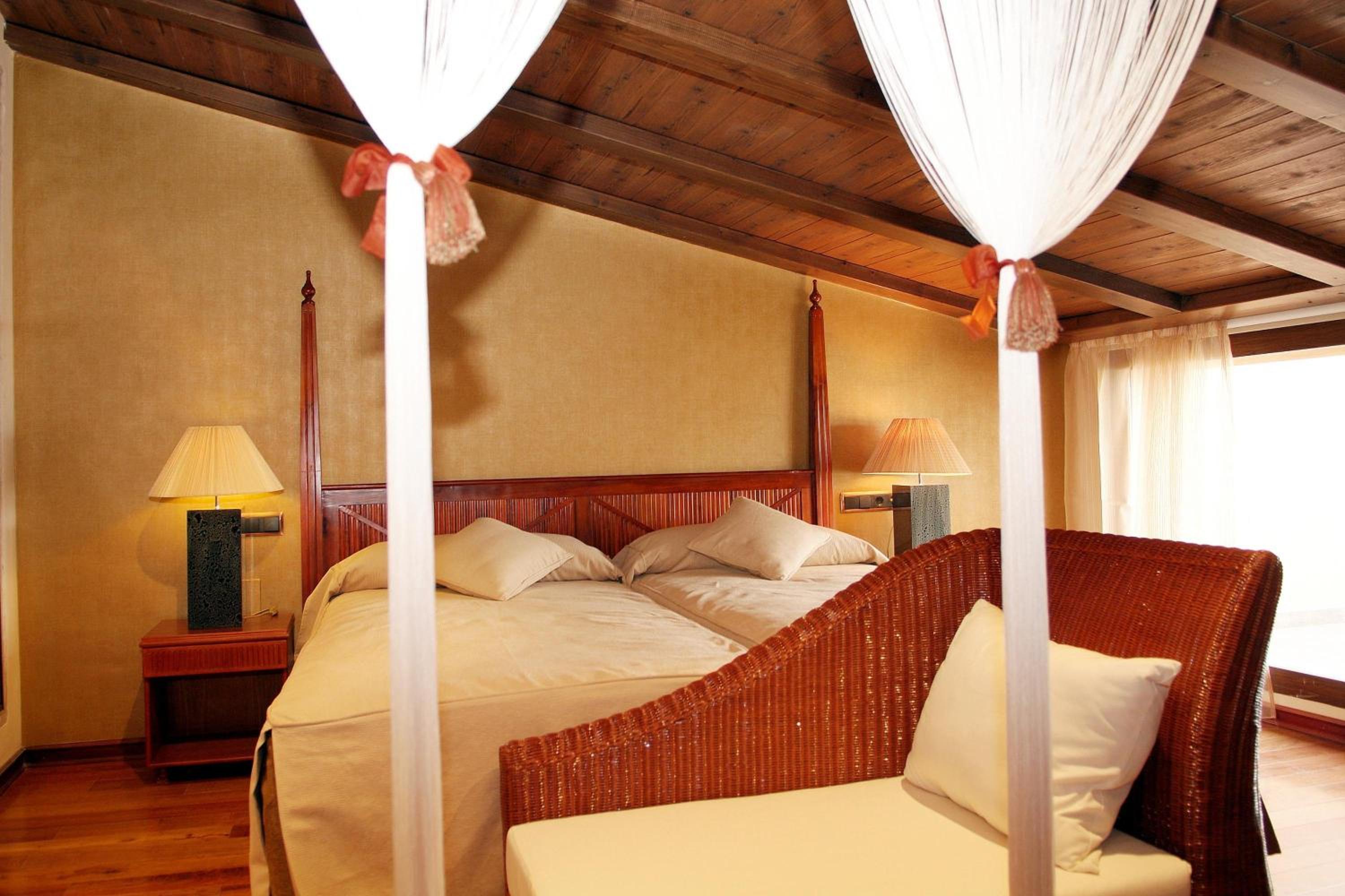 Double Room with Spa Bath