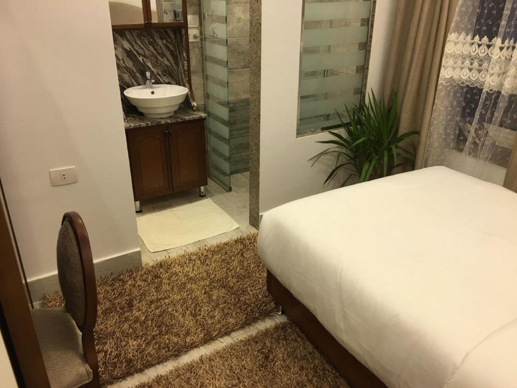 Deluxe Single Room