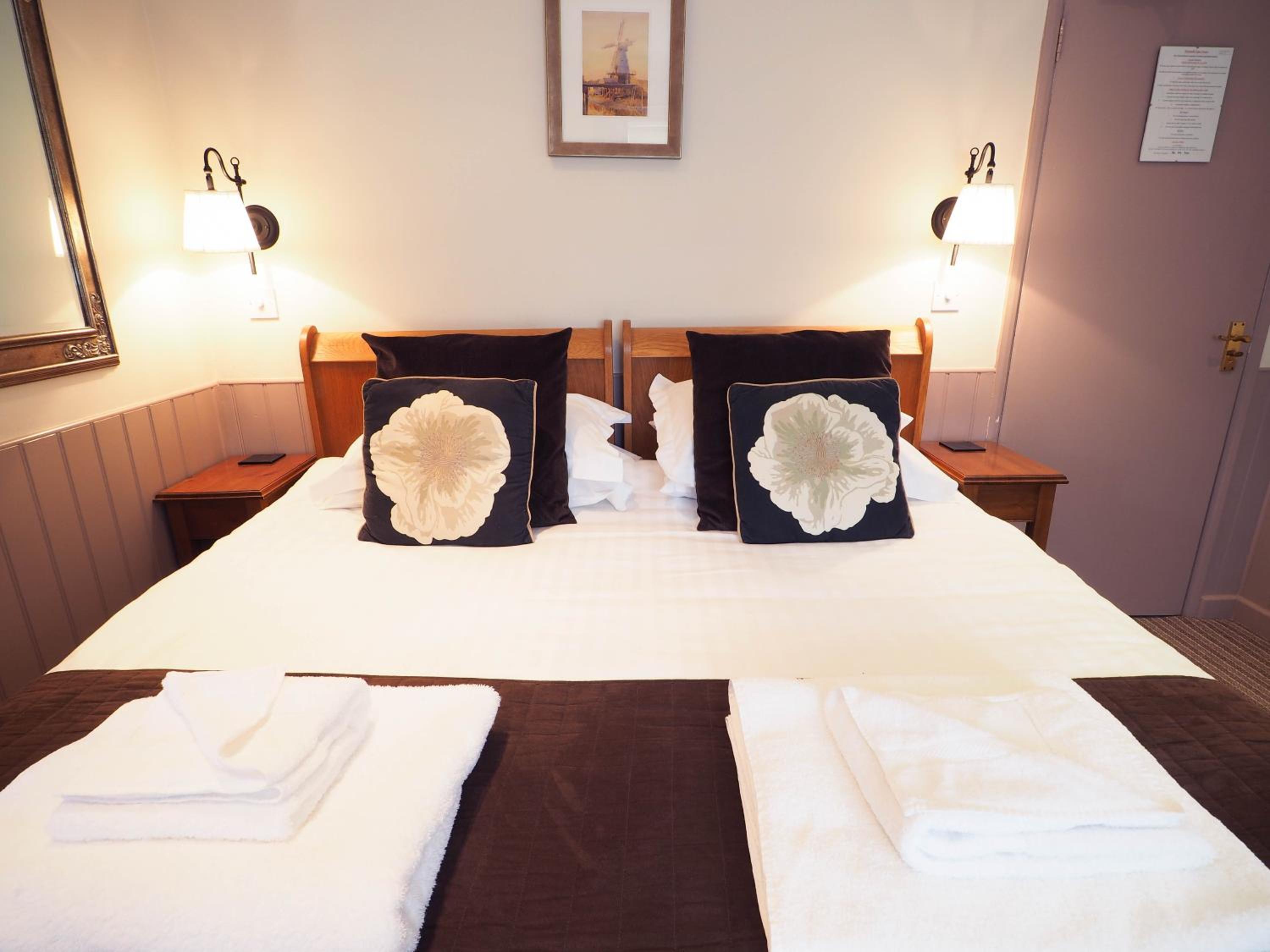 Budget Double or Twin Room photo 2