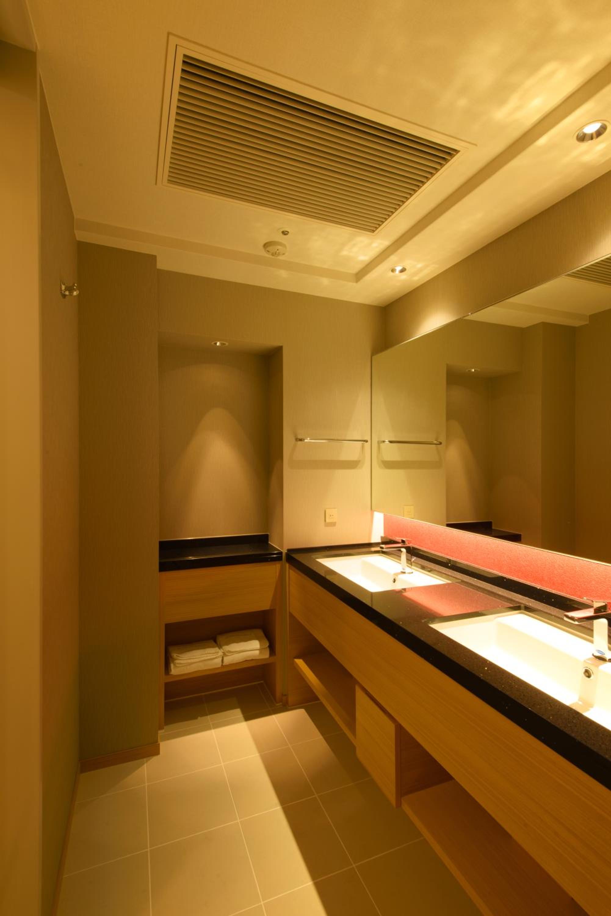 Deluxe Twin Kanazawa Room - Non-Smoking - Photo 12