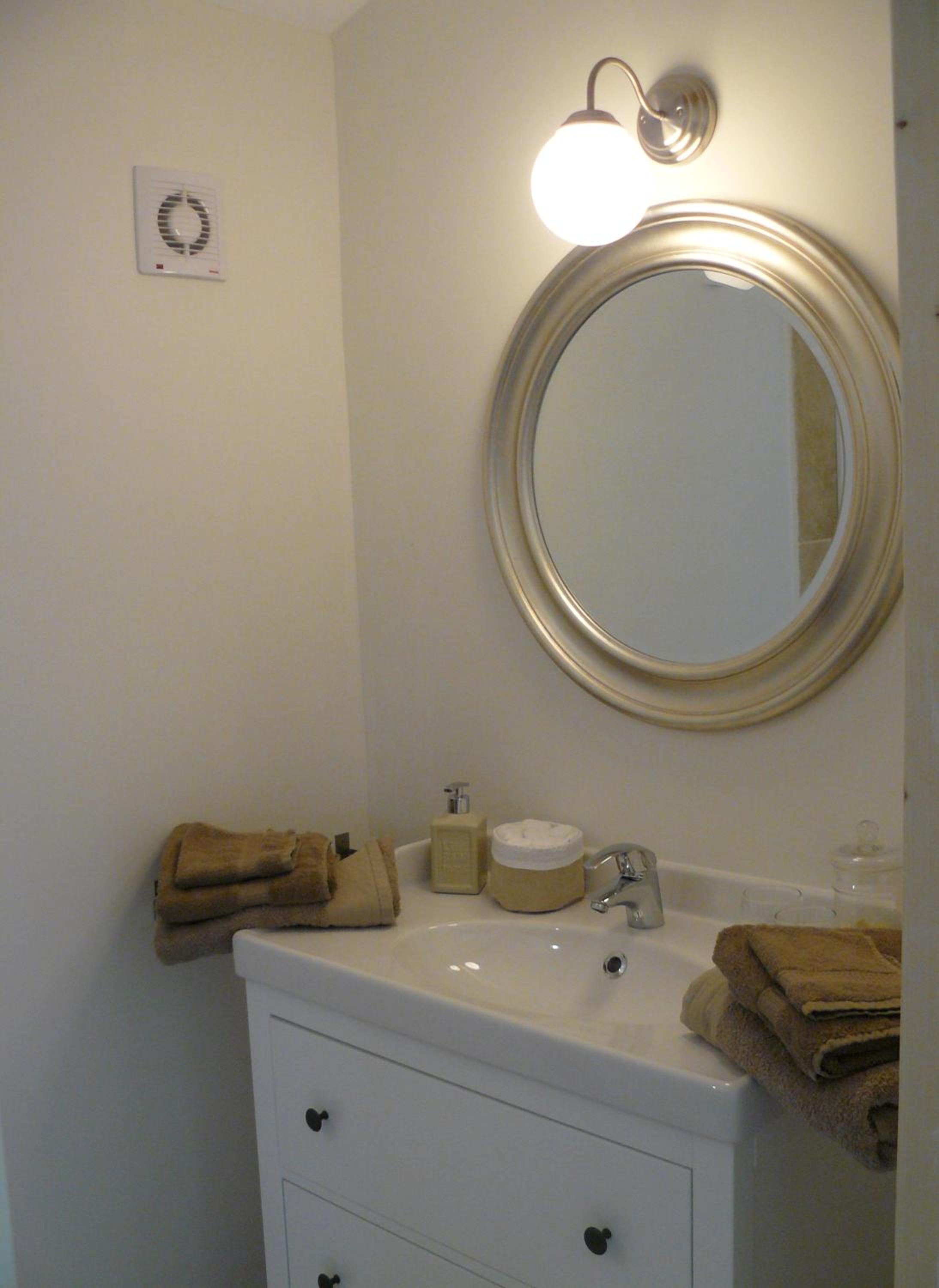 Double Room with Private Bathroom photo 3