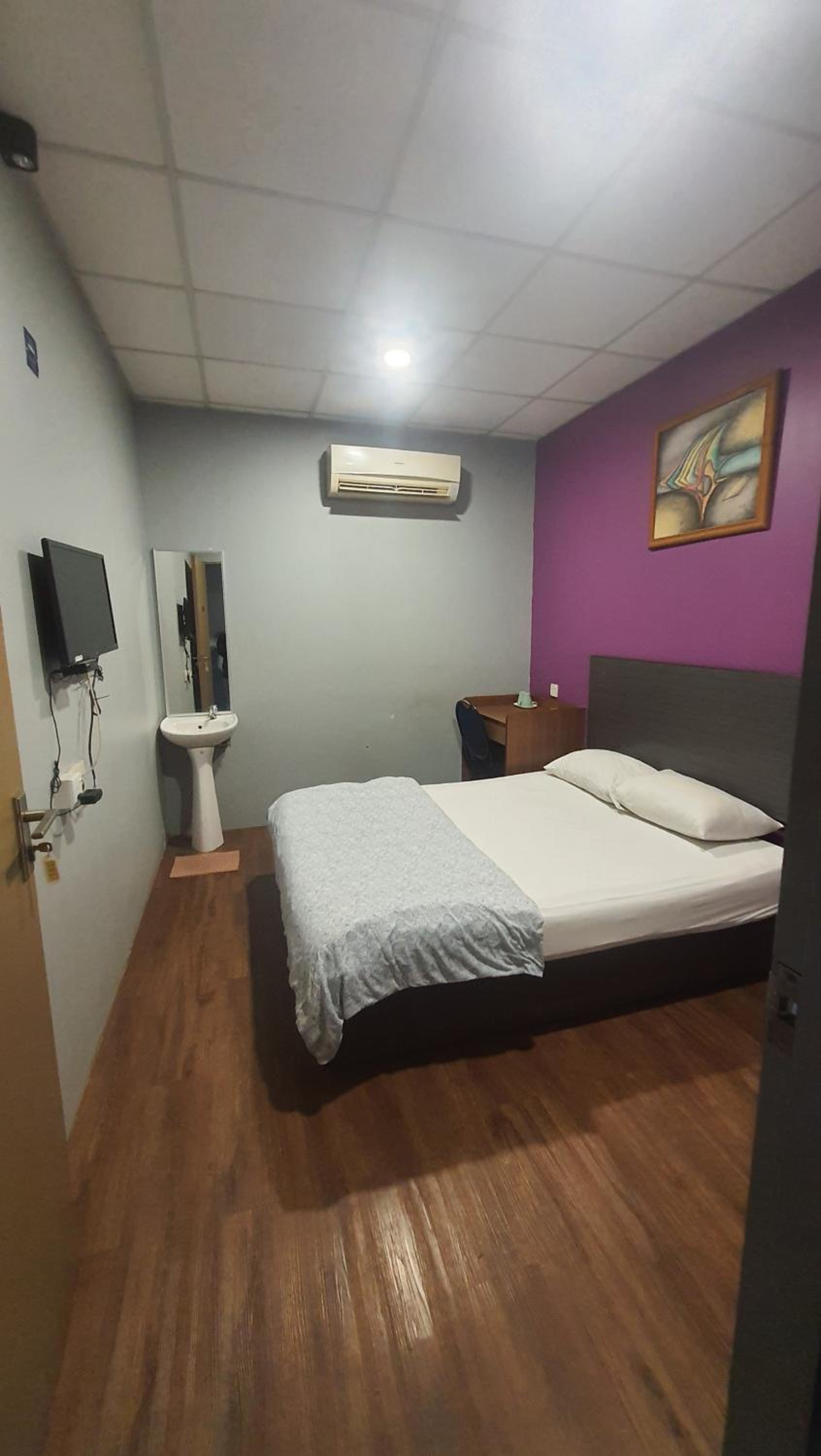 Double Room with Shared Toilet photo 1