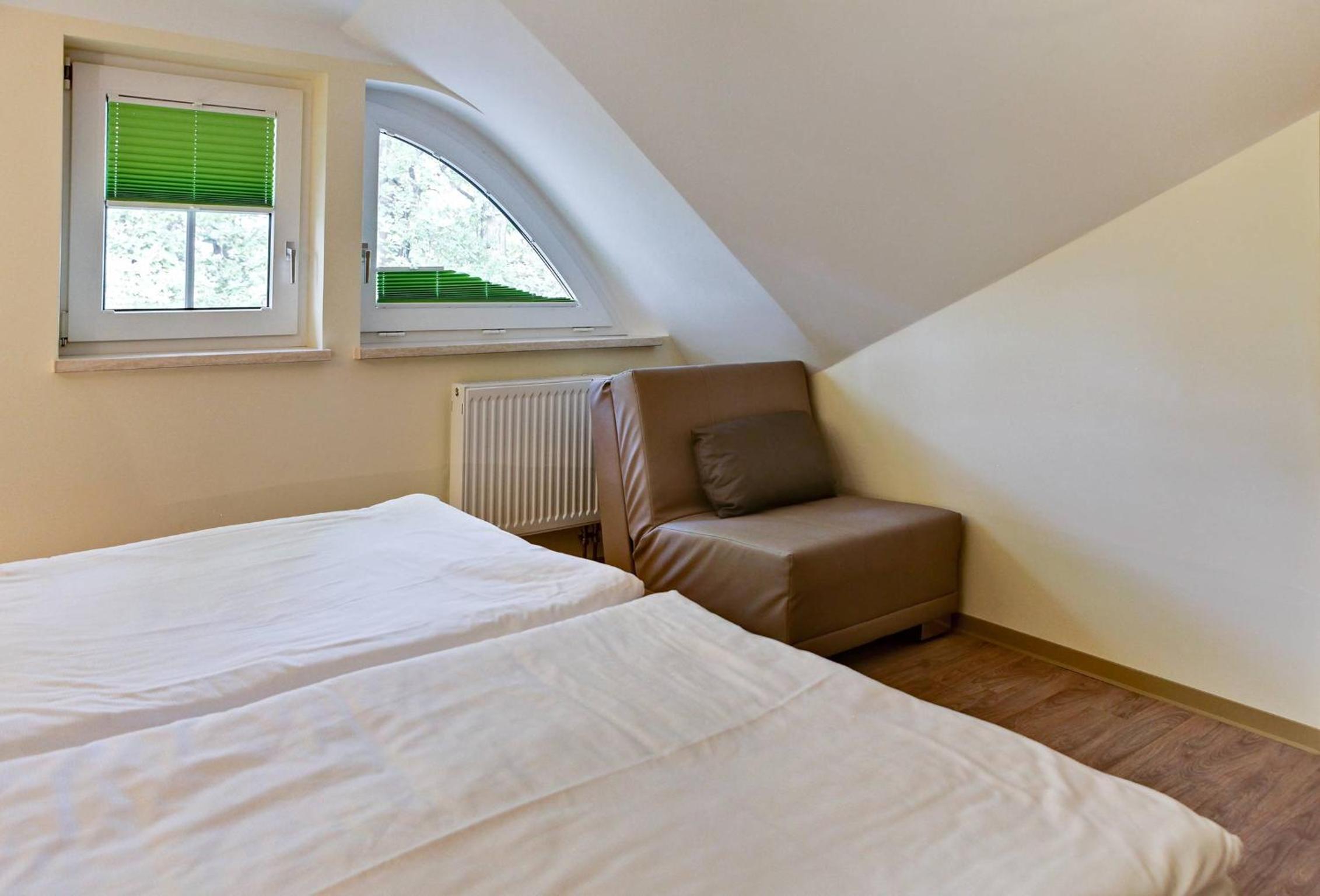 Family Studio - Photo 4