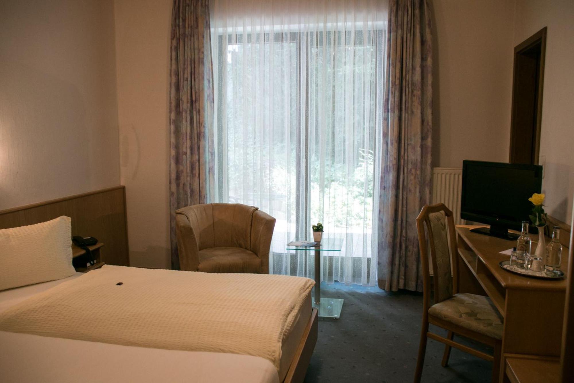Single Room photo 1