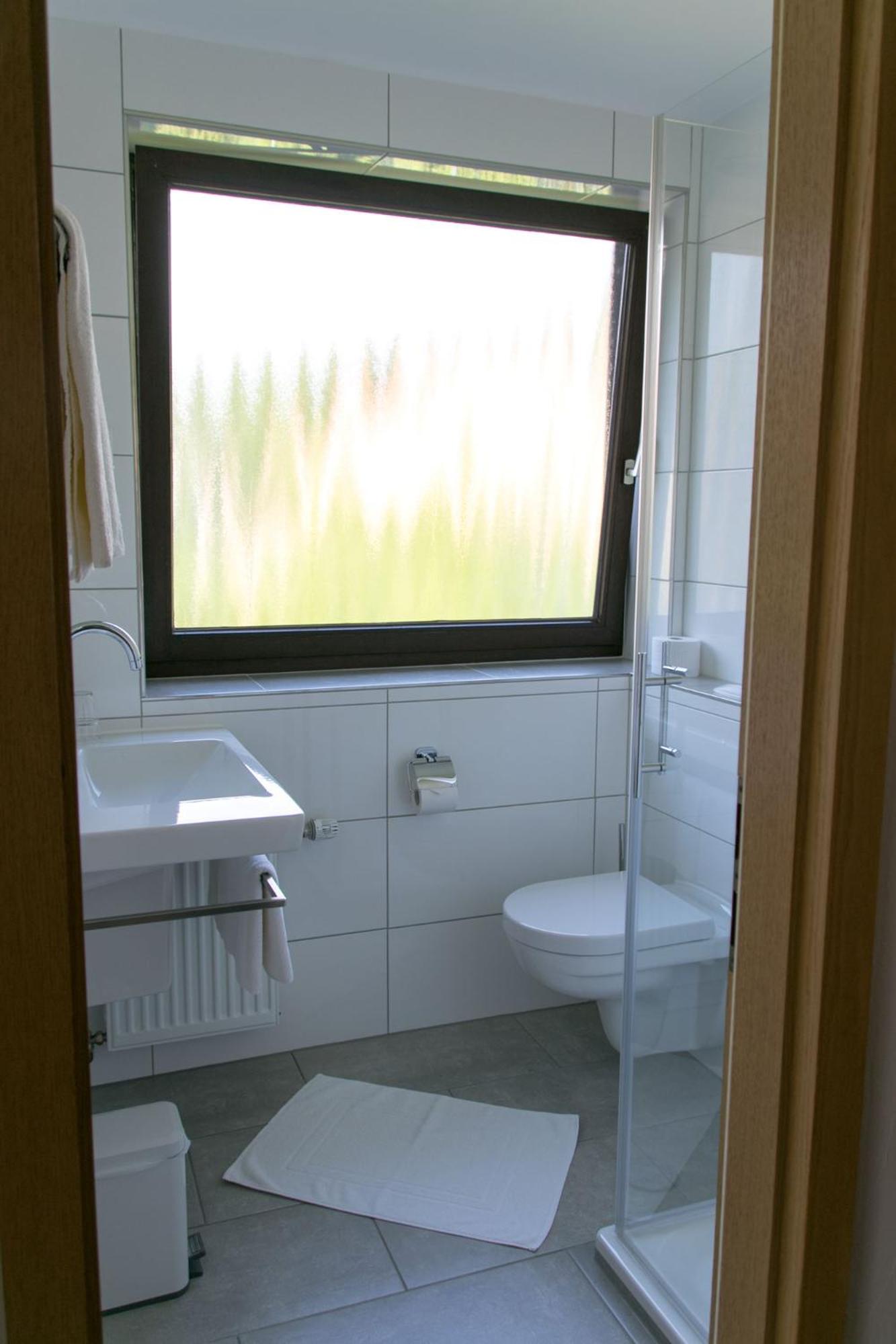 Double Room - Photo 5
