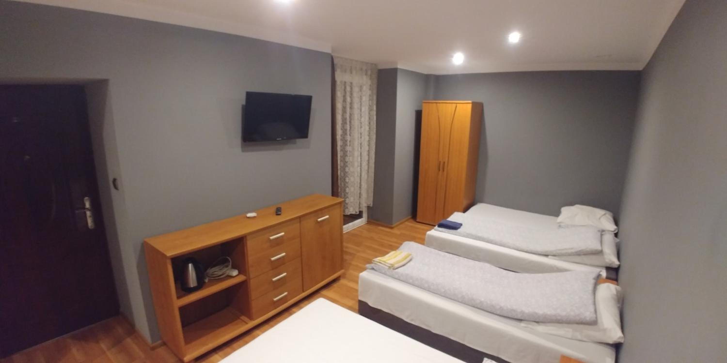 Comfort Quadruple Room - Photo 7