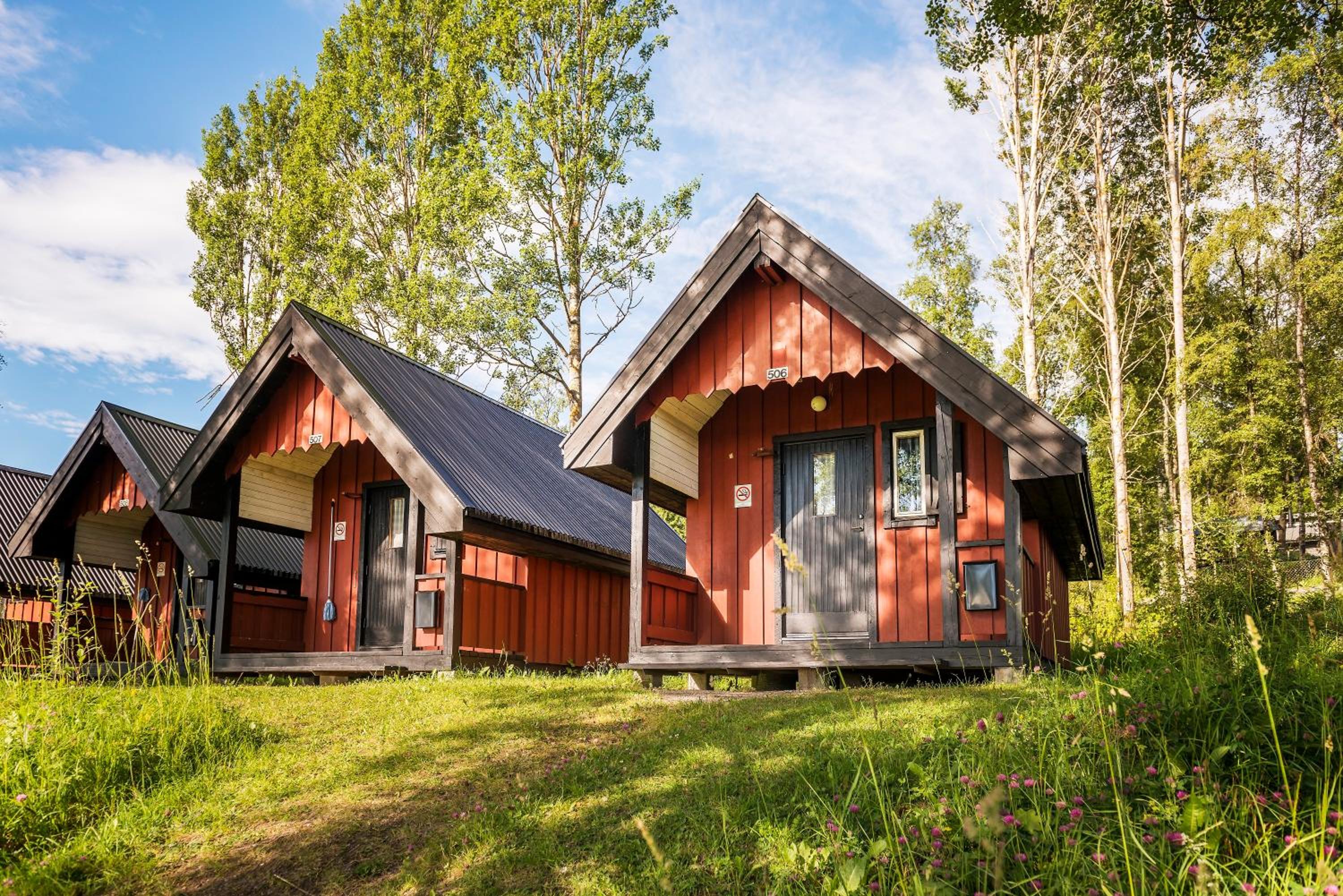 Economy Cottage with Shared Bathroom photo 2