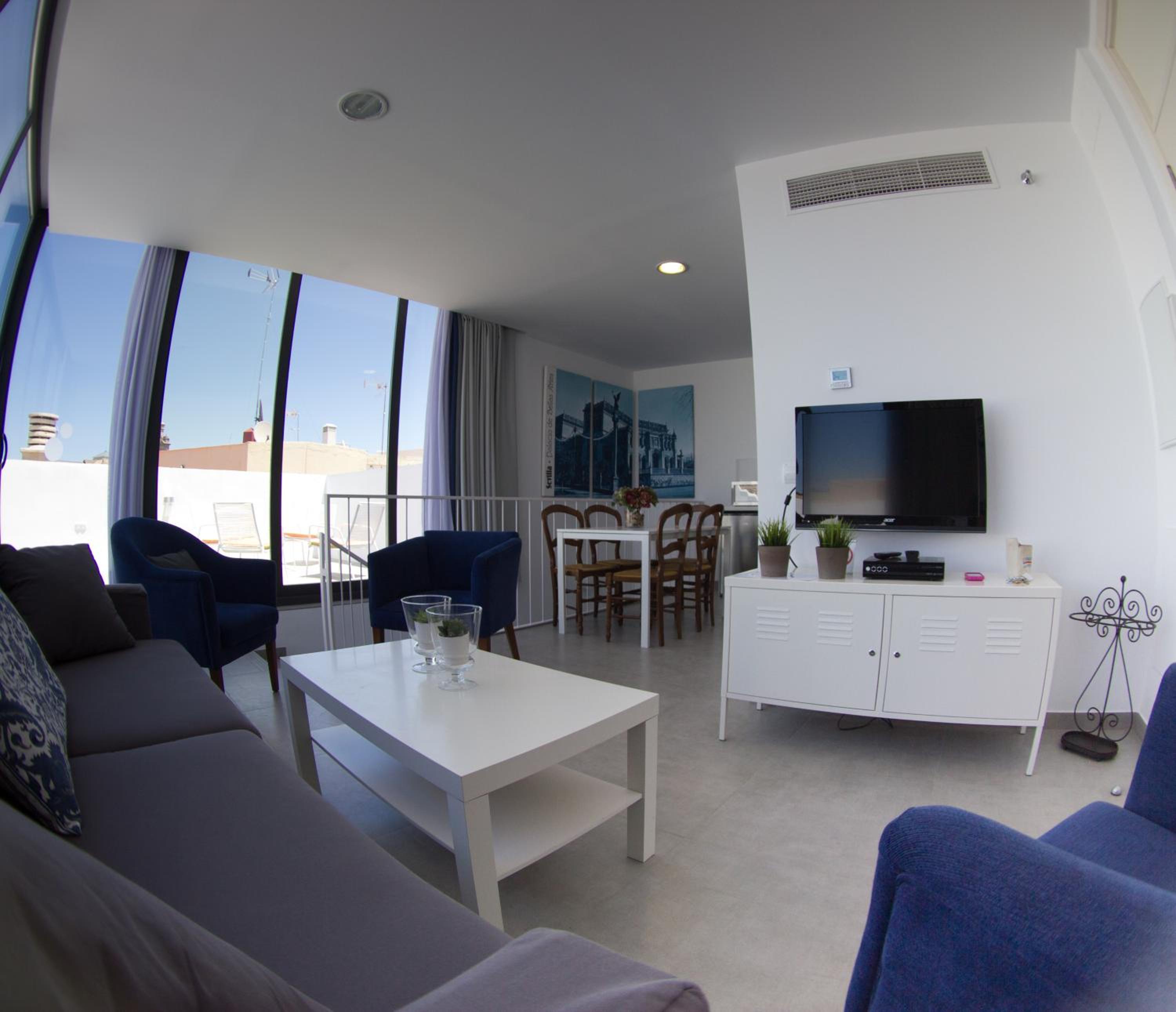 Two-Bedroom Apartment (4-5 Adults) - Photo 28