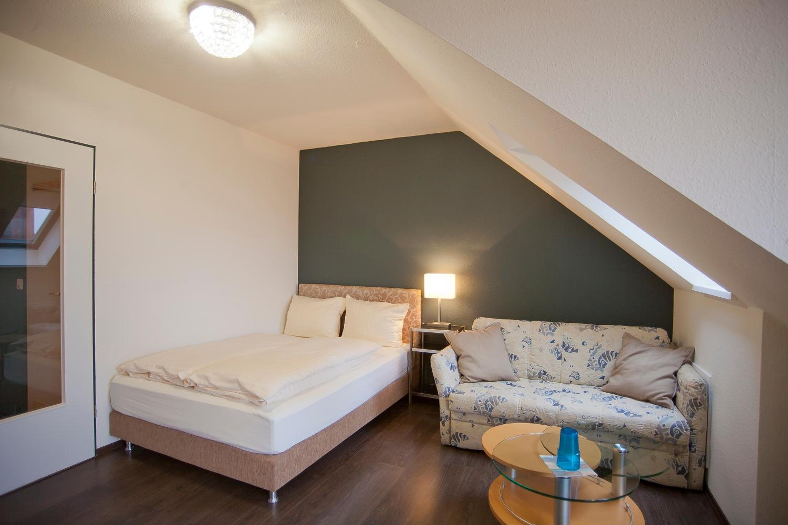 Studio Apartment photo 2