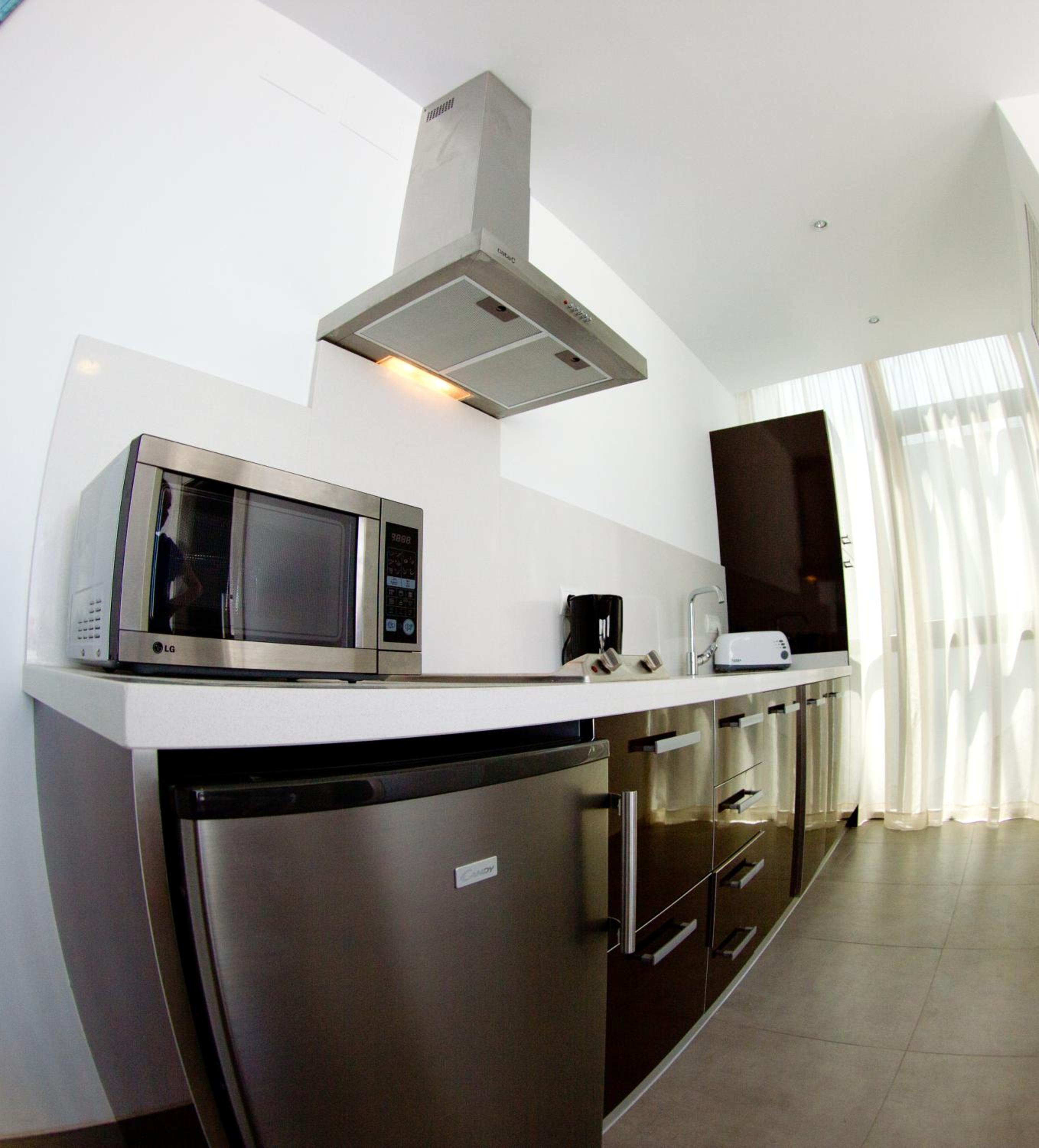 Two-Bedroom Apartment (4-5 Adults) - Photo 30