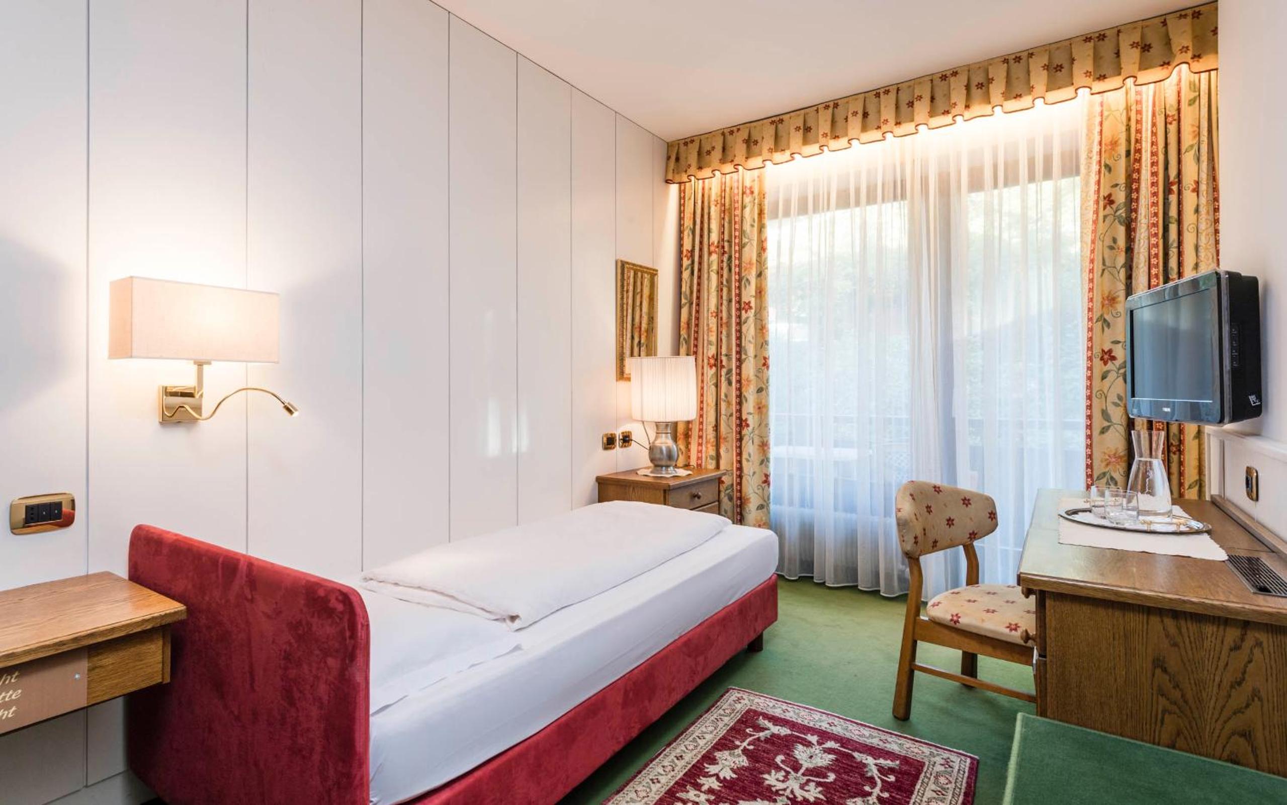 Standard Single Room photo 3