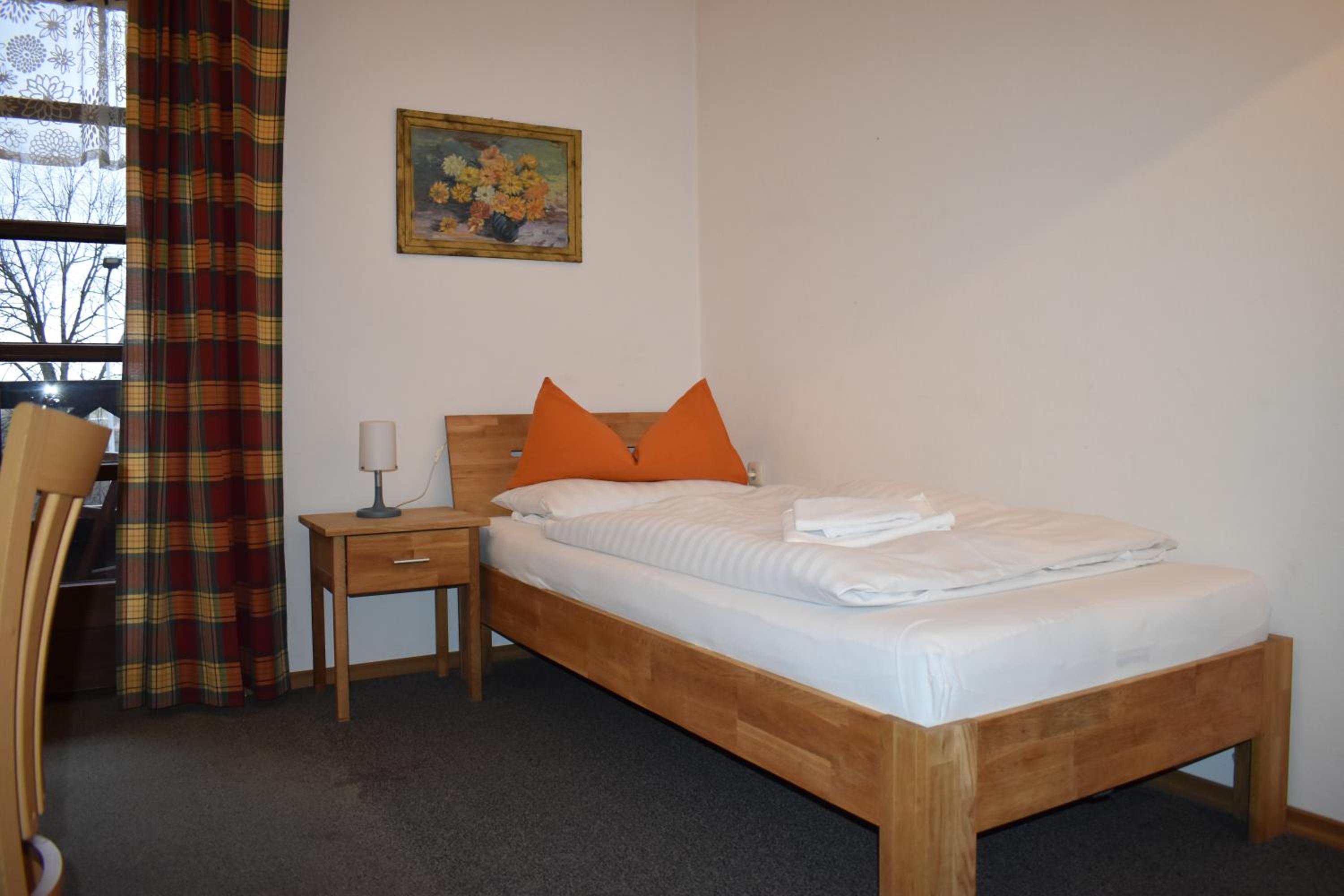 Single Room photo 3