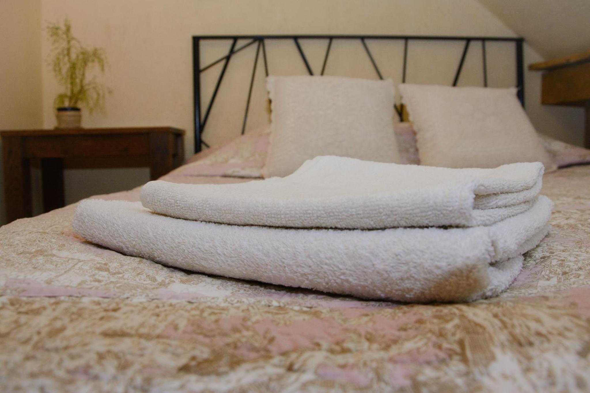 Double Room - Photo 4