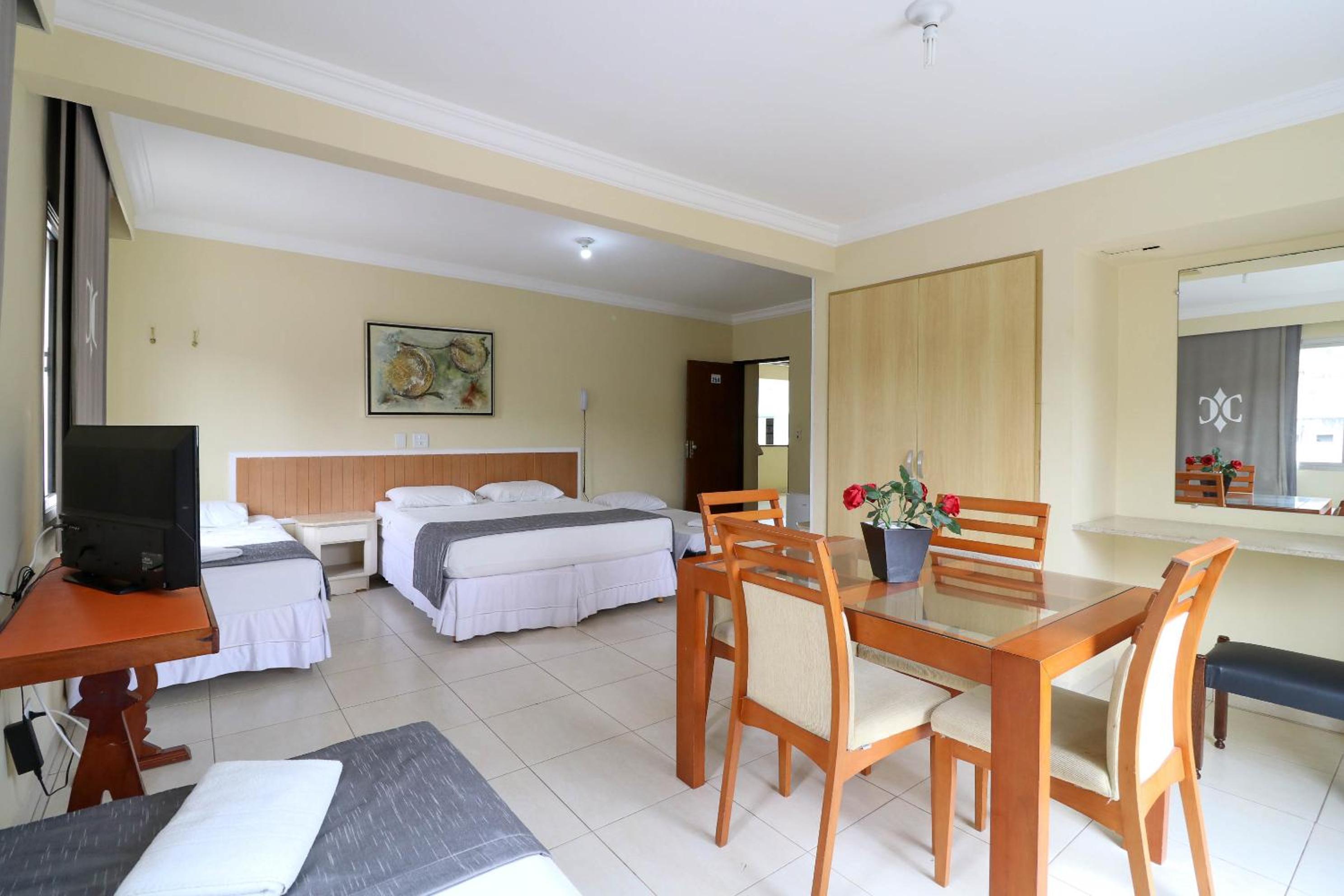 Quadruple Room with Side Sea View photo 3