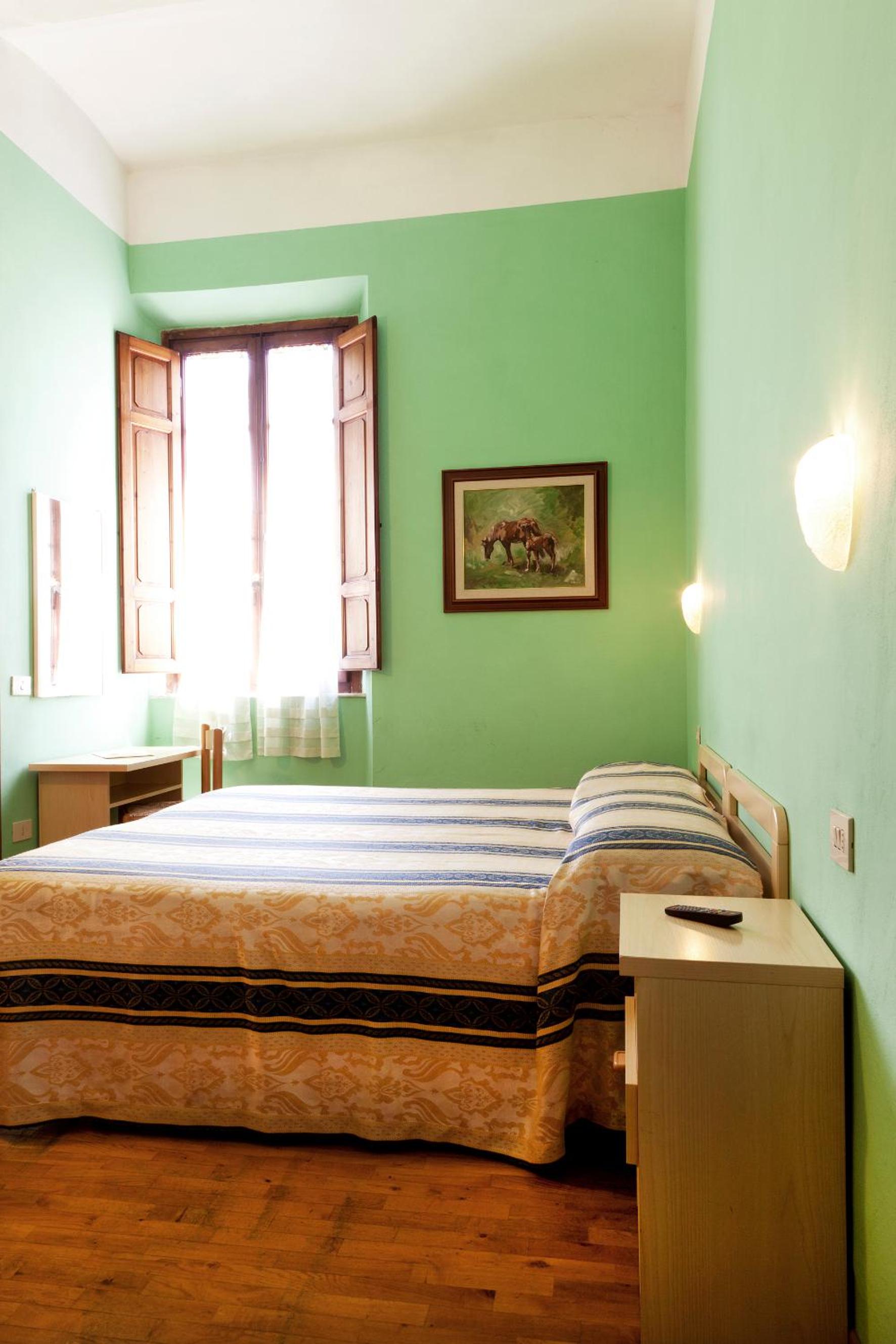 Double or Twin Room - Photo 17
