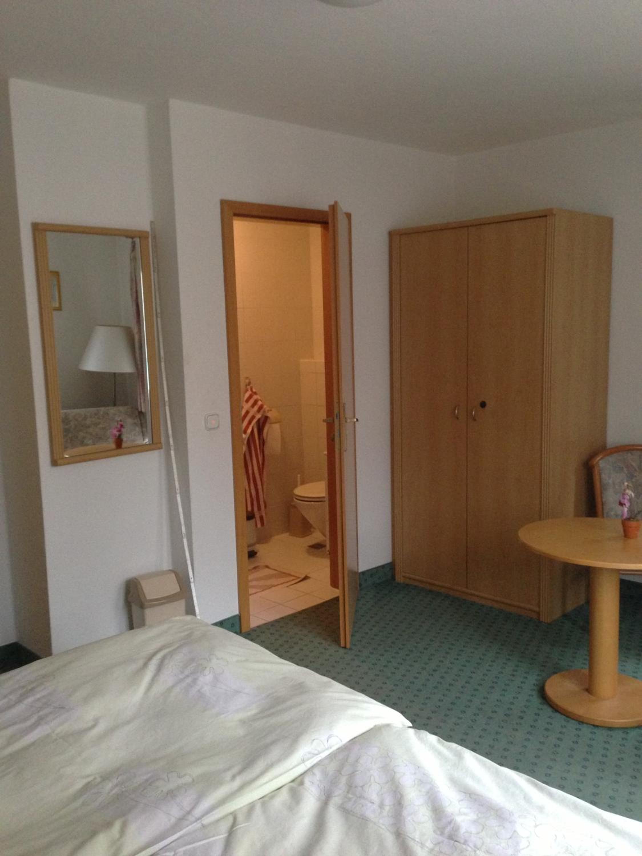 Double or Twin Room photo 3