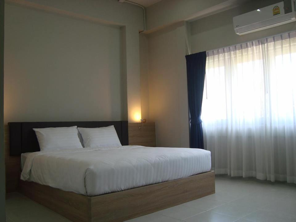 Deluxe Room with Garden View