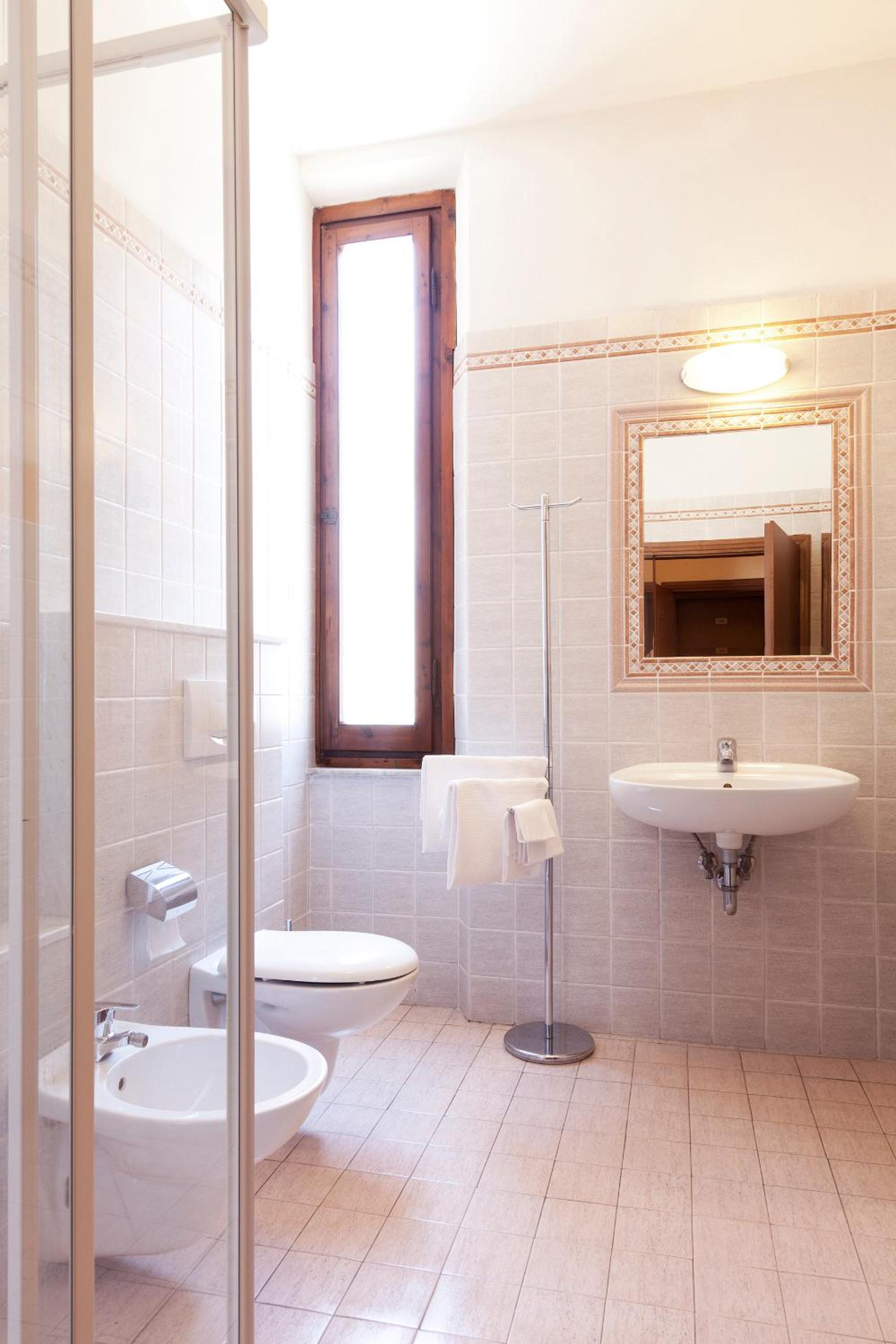 Superior Double or Twin Room - Photo 7