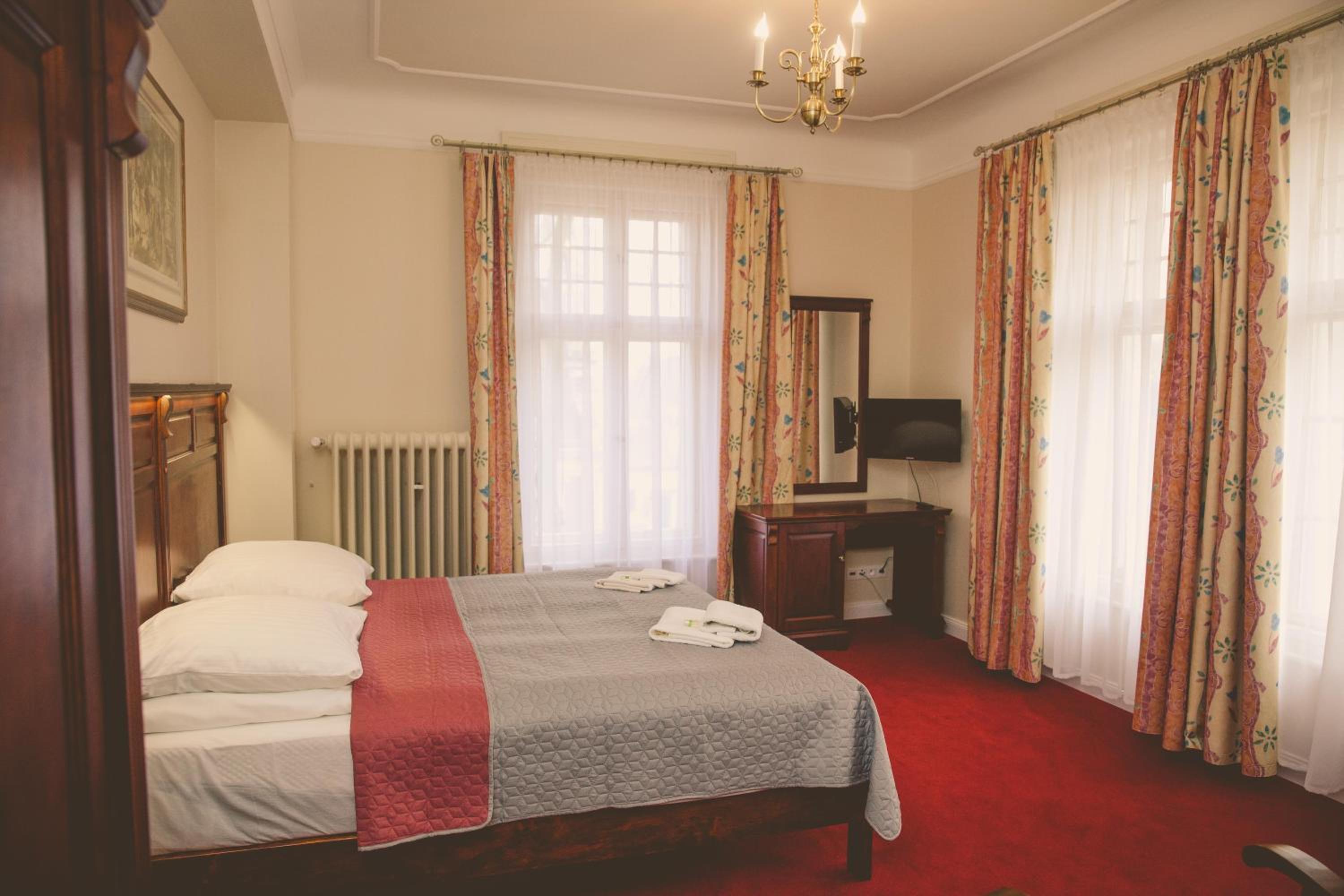 Standard Twin Room photo 2