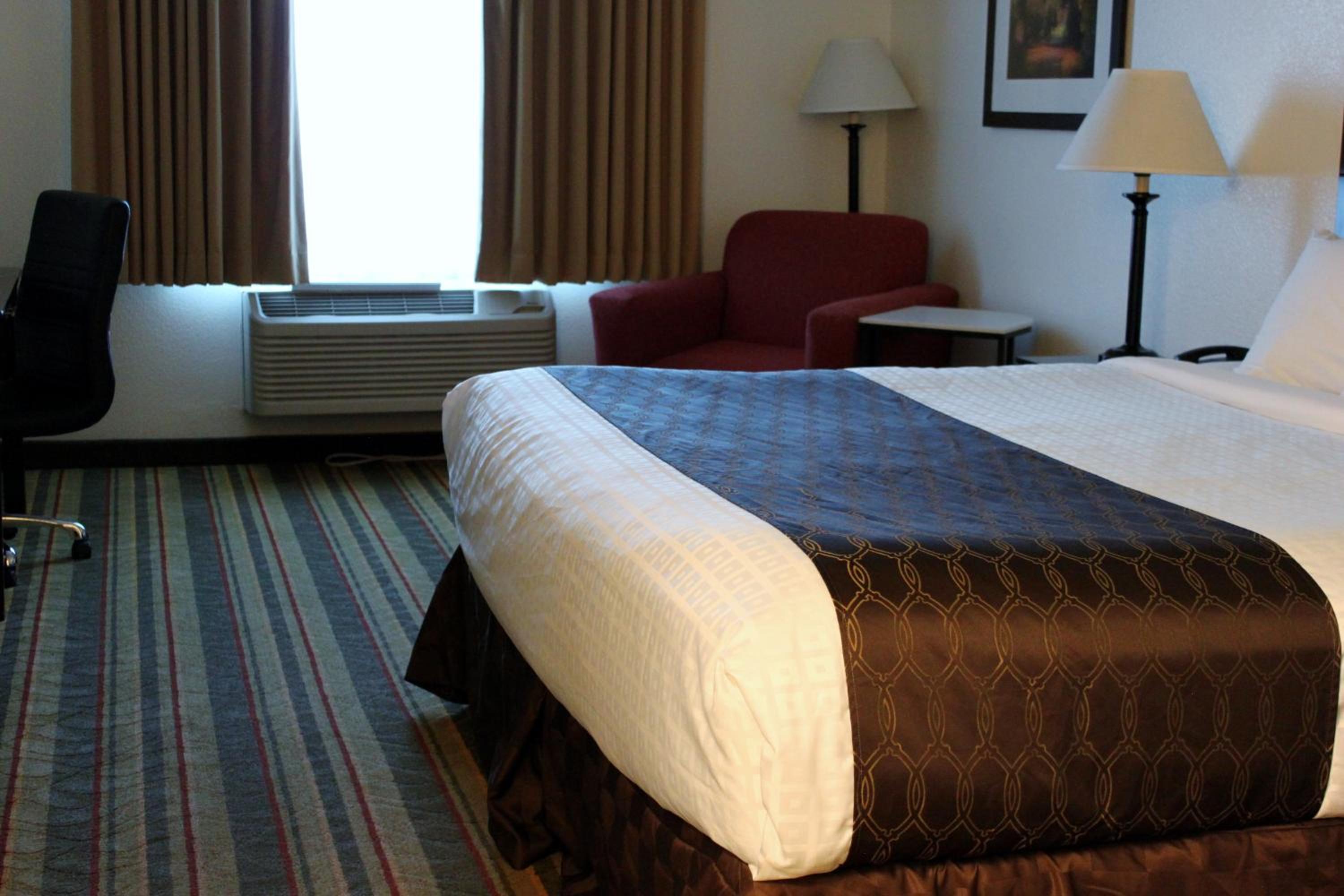 Queen Suite - Photo 4