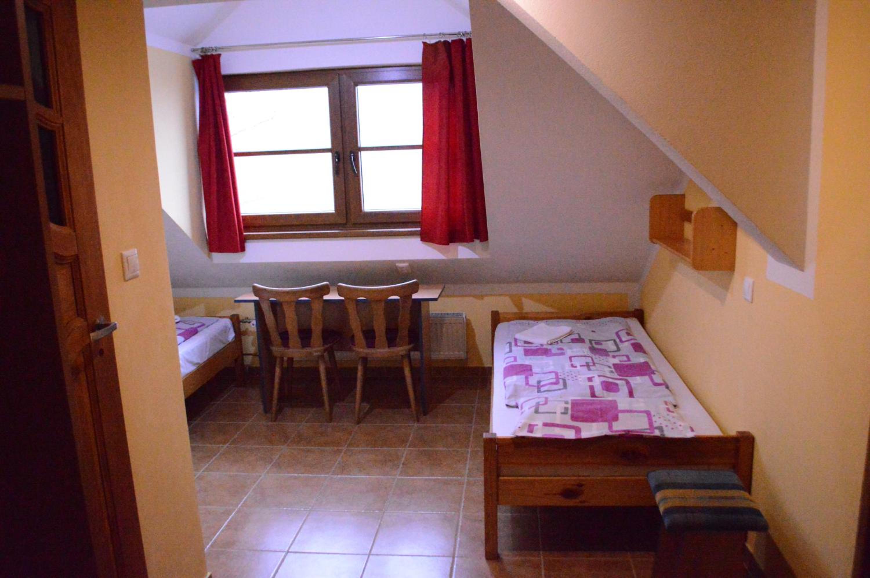 Quadruple Room - Photo 14