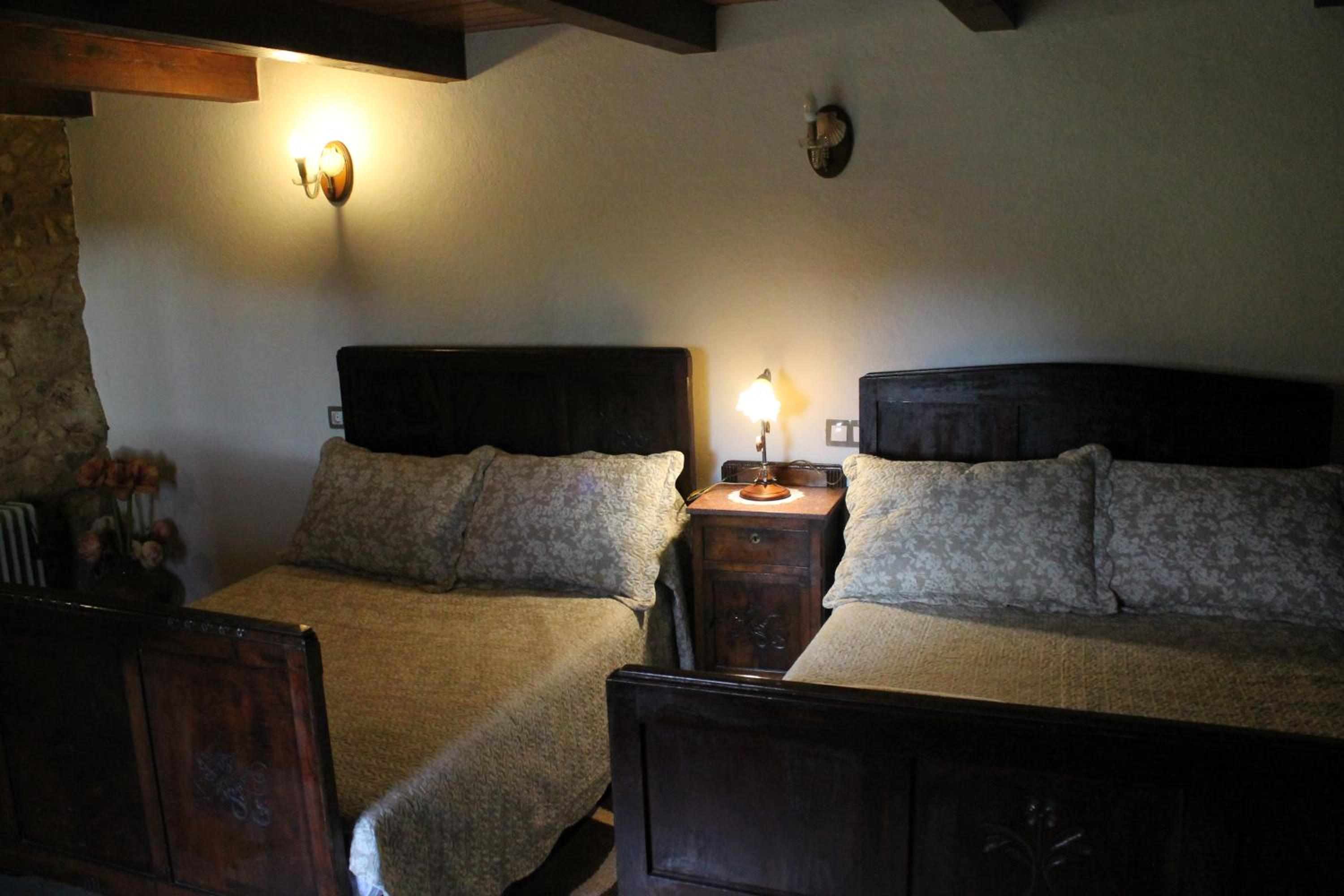 Two-Bedroom House - Photo 7