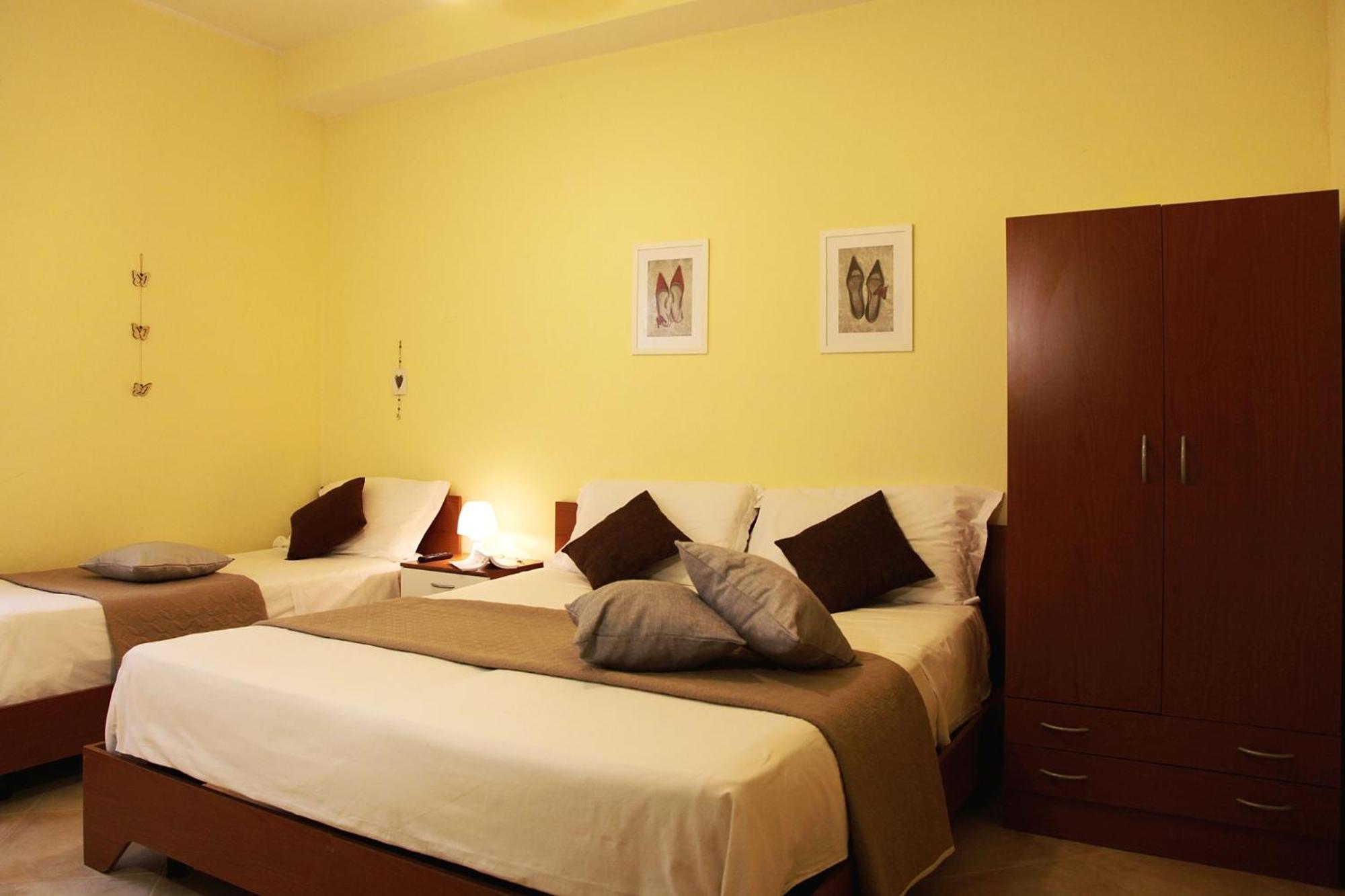 Classic One-Bedroom Apartment