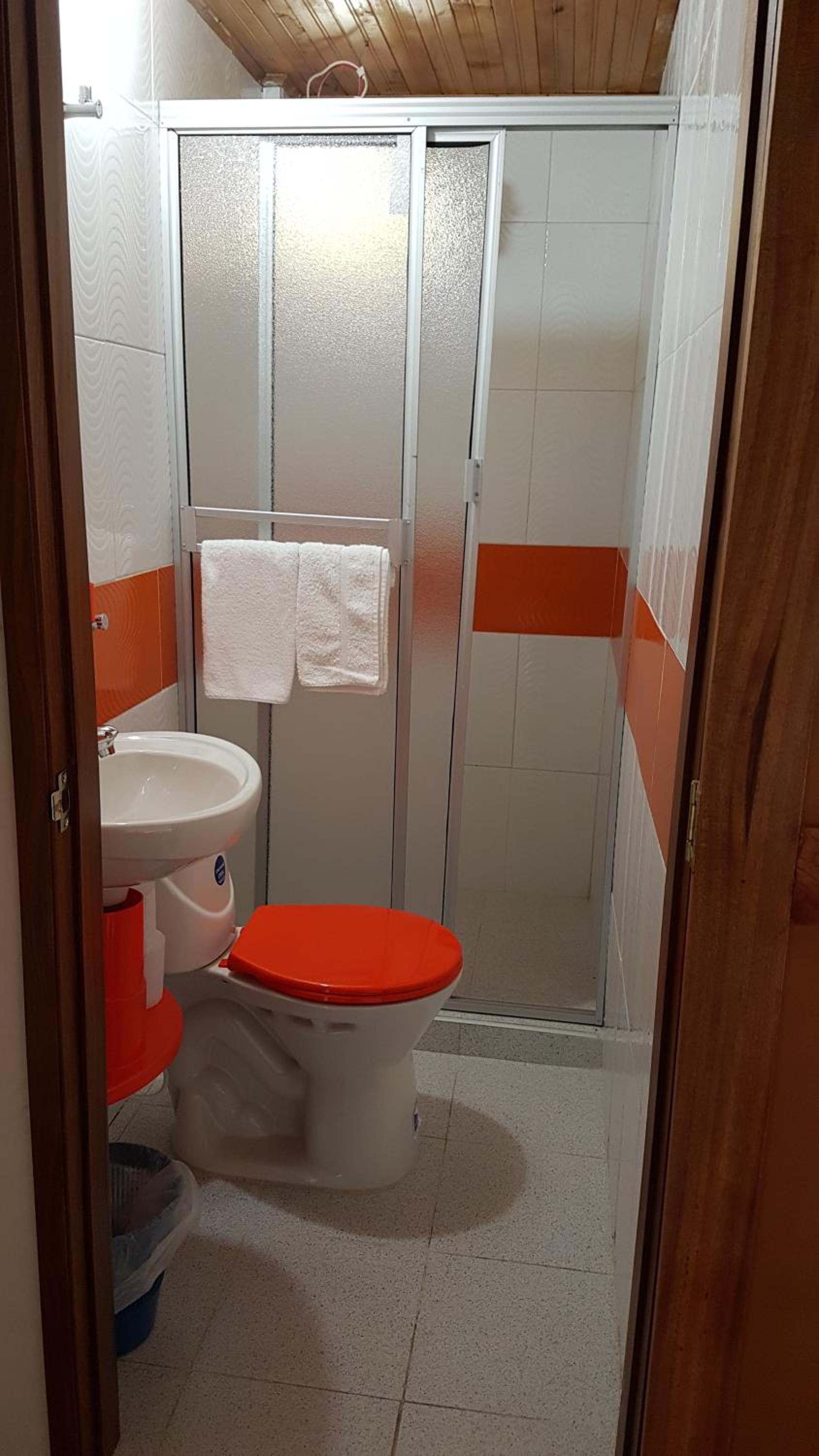Quadruple Room with Private Bathroom photo 2