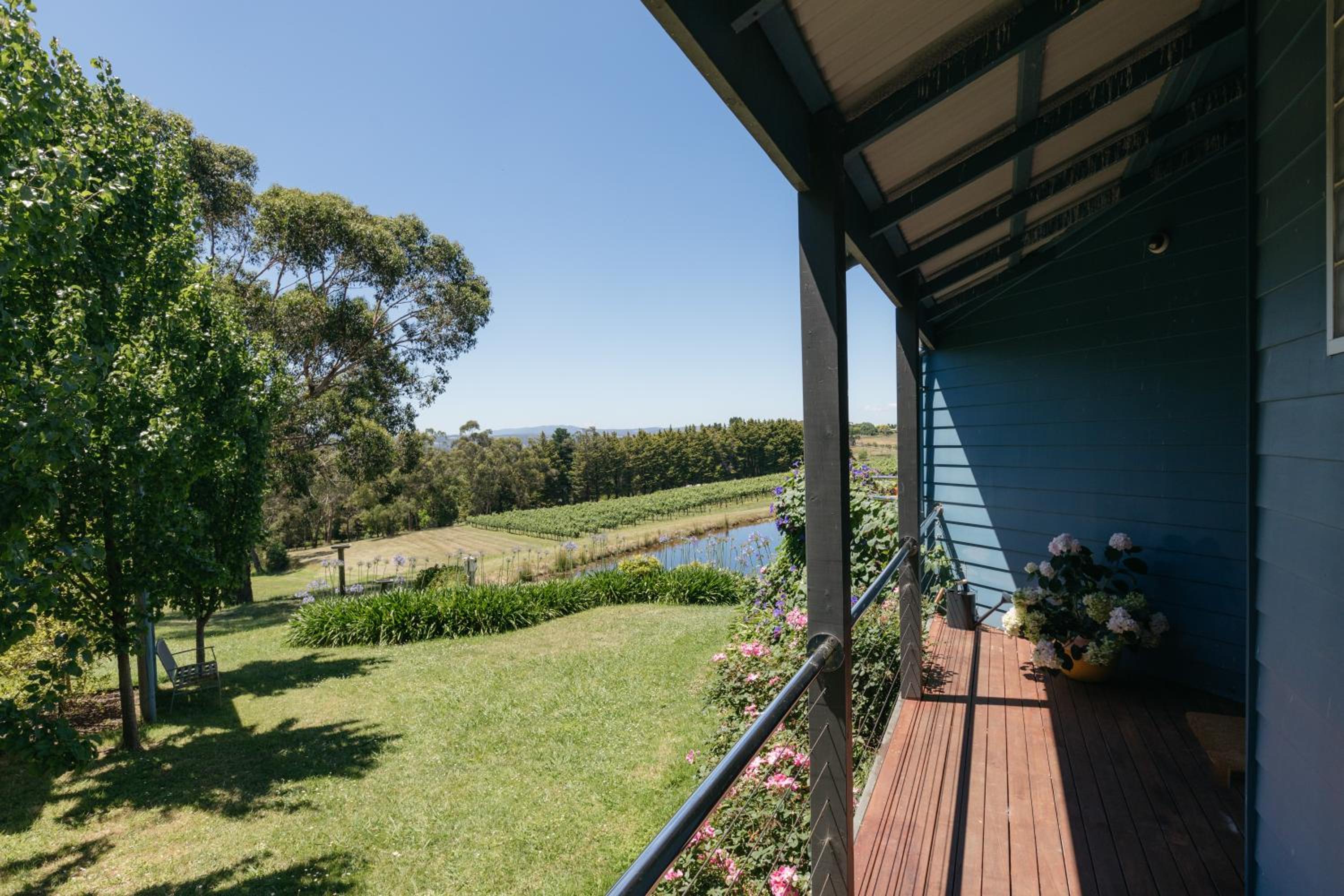 The Yarra One-Bedroom Apartment with Balcony - Photo 2
