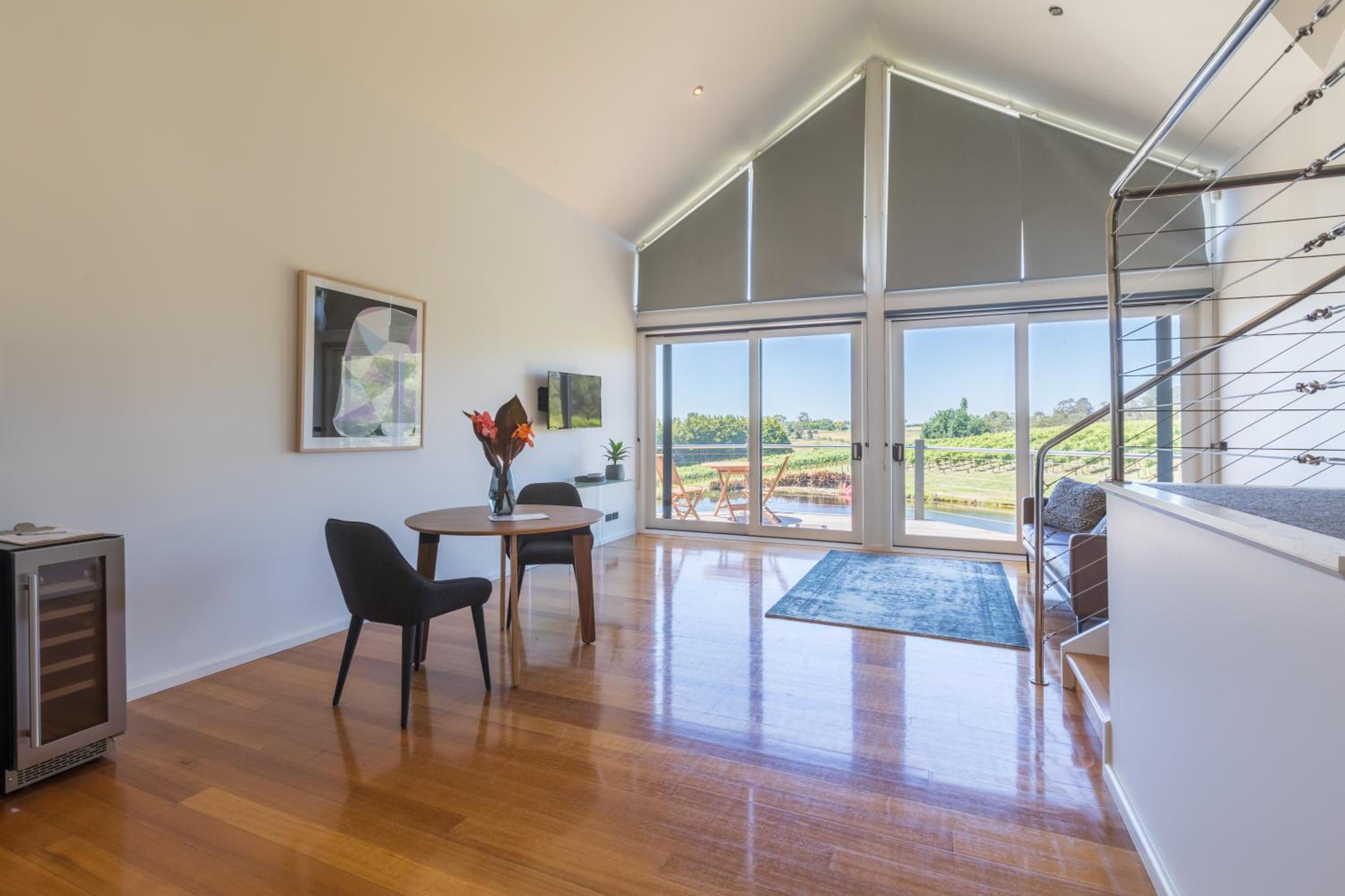 The Valley One-Bedroom Apartment with Balcony - Photo 12