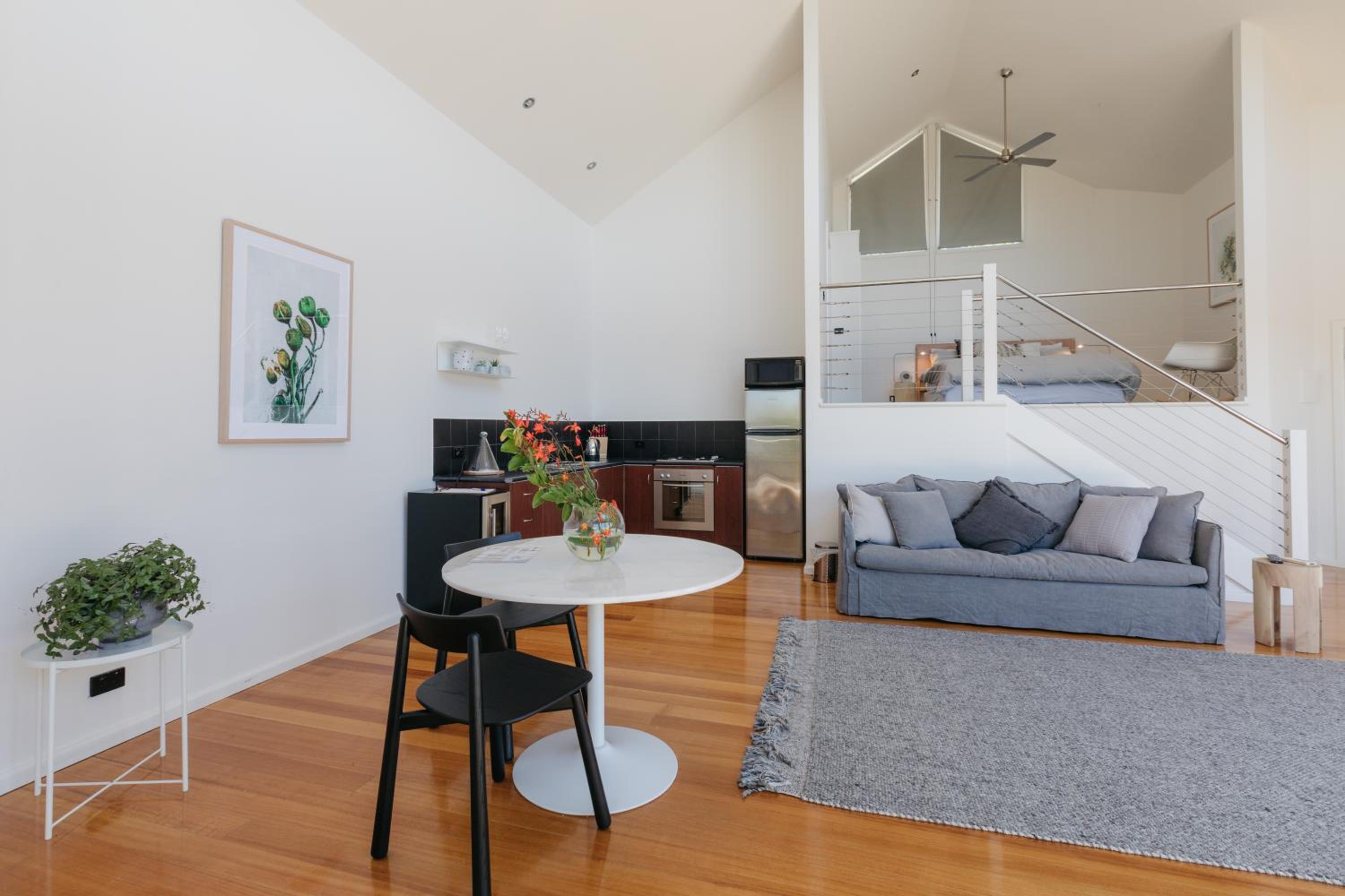 The Vineyard One-Bedroom Apartment with Balcony - Photo 9