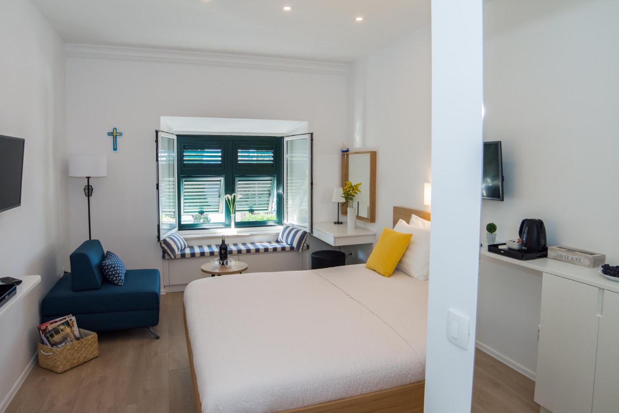 Deluxe Double Room with Sea View