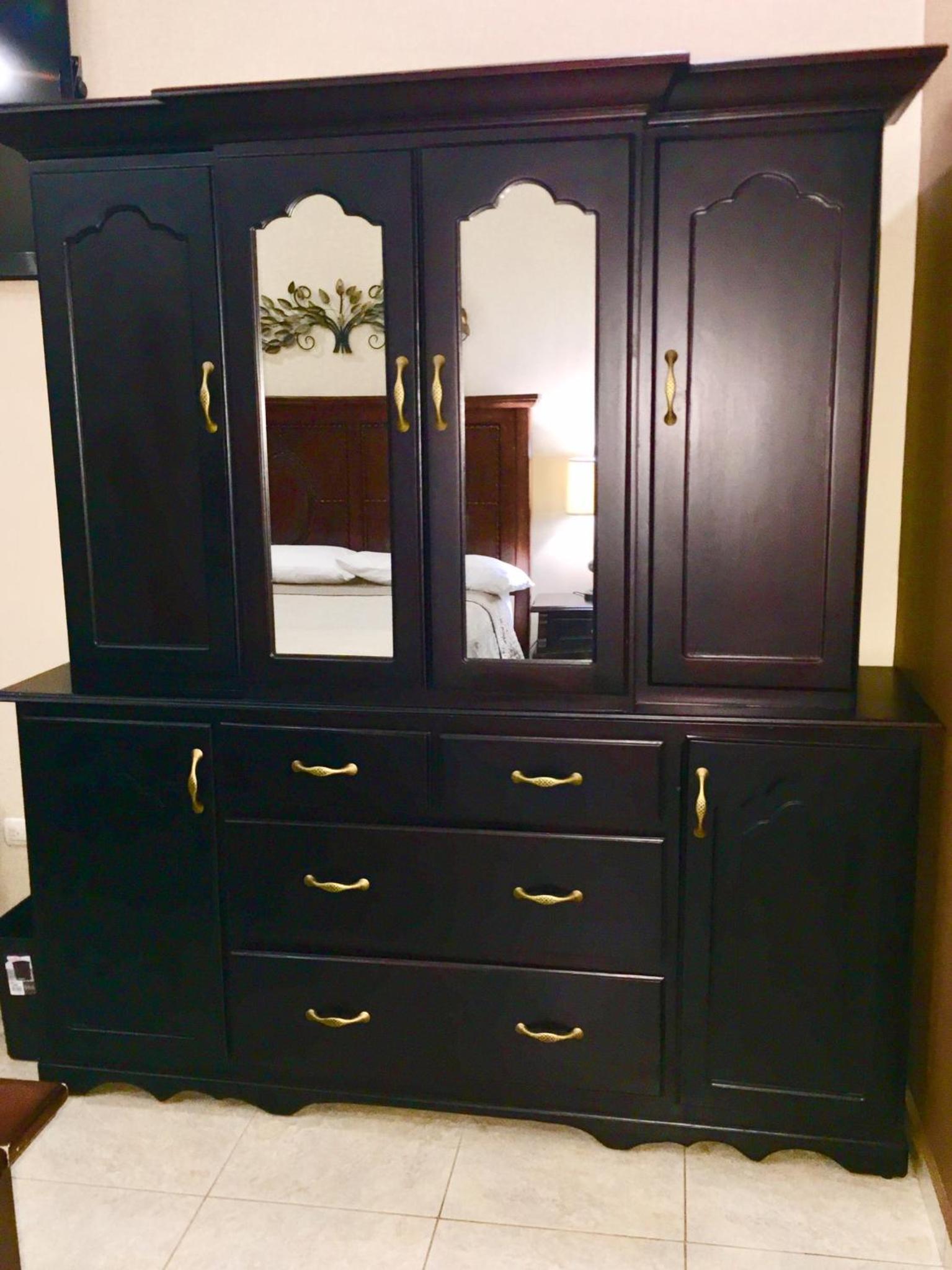 Standard Queen Room with Two Queen Beds photo 3