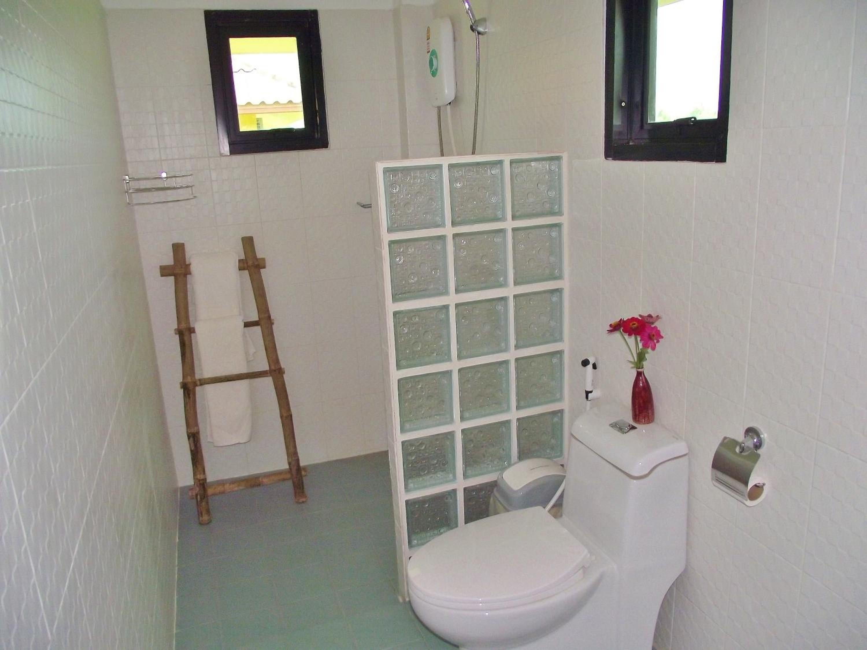 Two-Bedroom Bungalow photo 2
