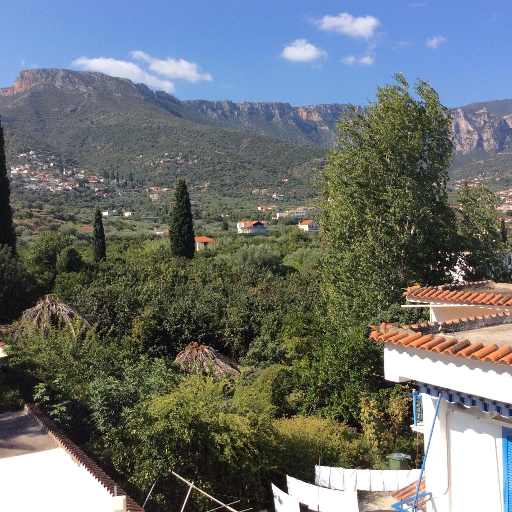 Double Room with Mountain View - Photo 3