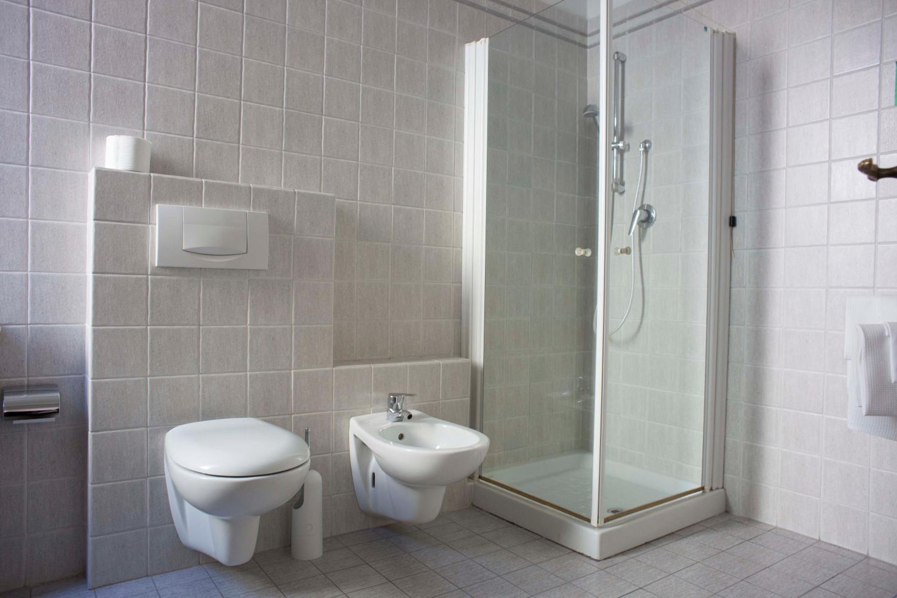 Double or Twin Room - Photo 22