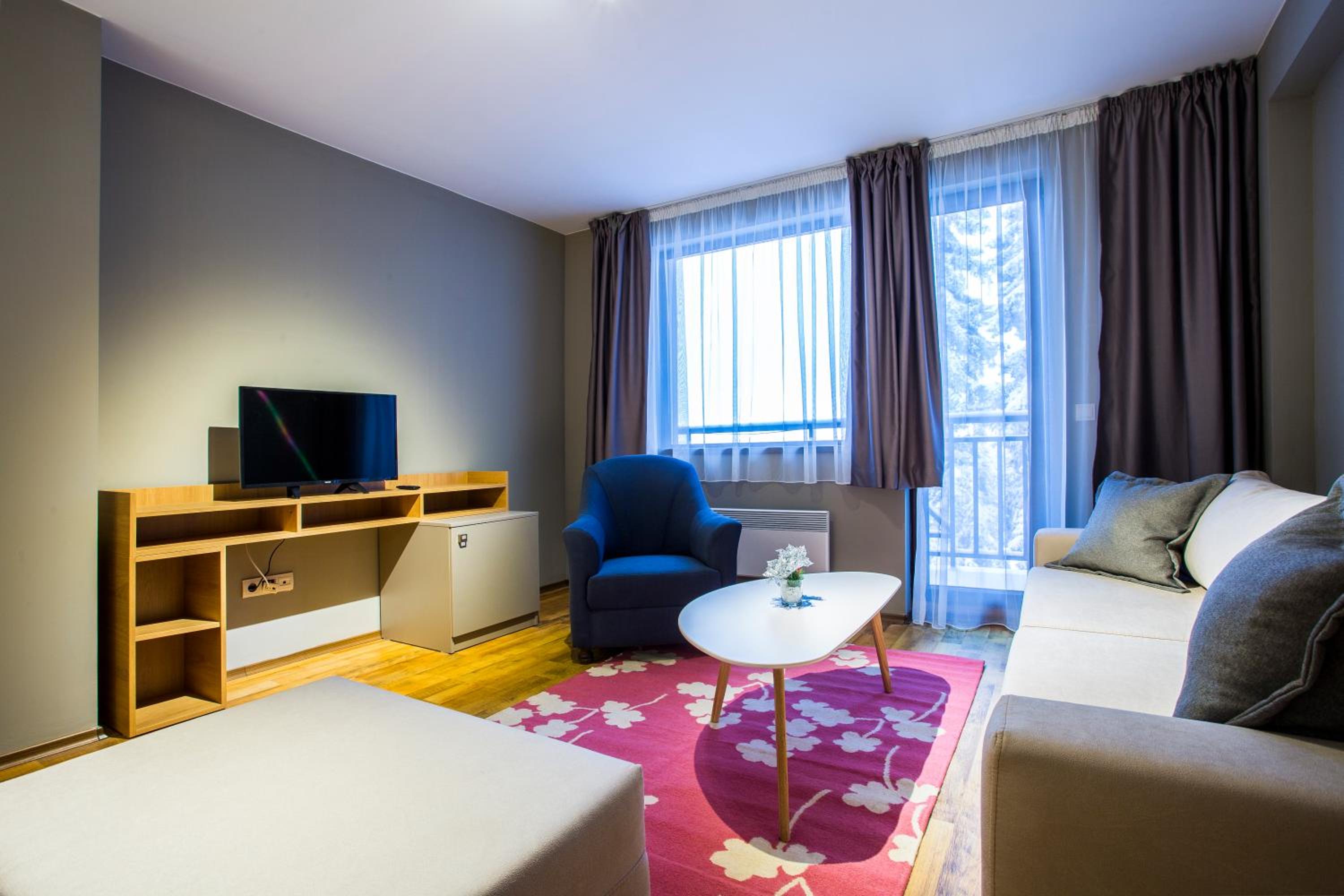 Two-Bedroom Apartment (4 Adults) photo 2