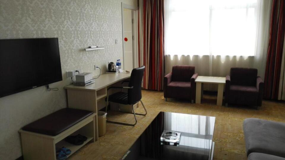 Mainland Chinese Citizens - Business Suite photo 1