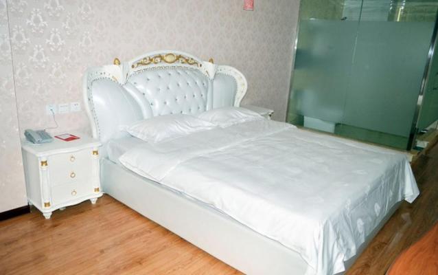 Mainland Chinese Citizens - Superior Double Room photo 1