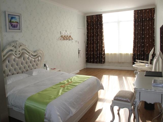 Mainland Chinese Citizens - Standard Double Room photo 1