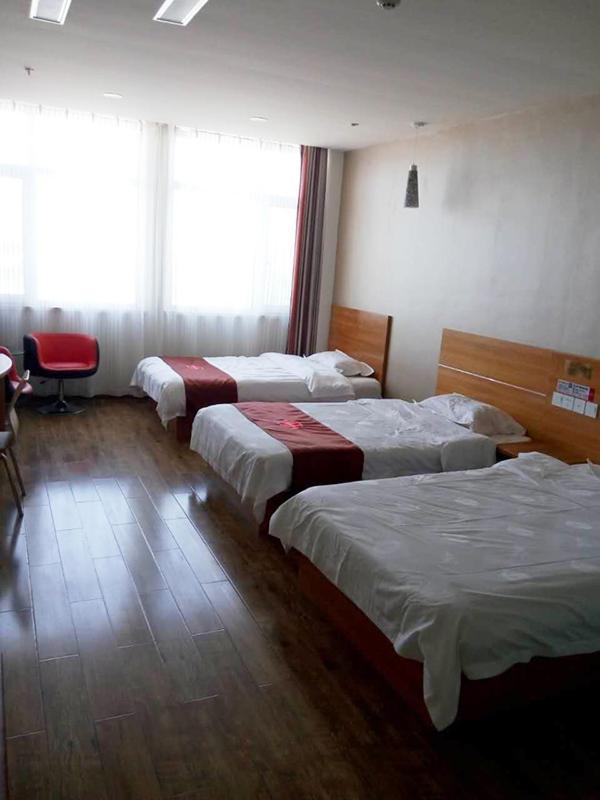 Mainland Chinese Citizens - Standard Triple Room photo 1