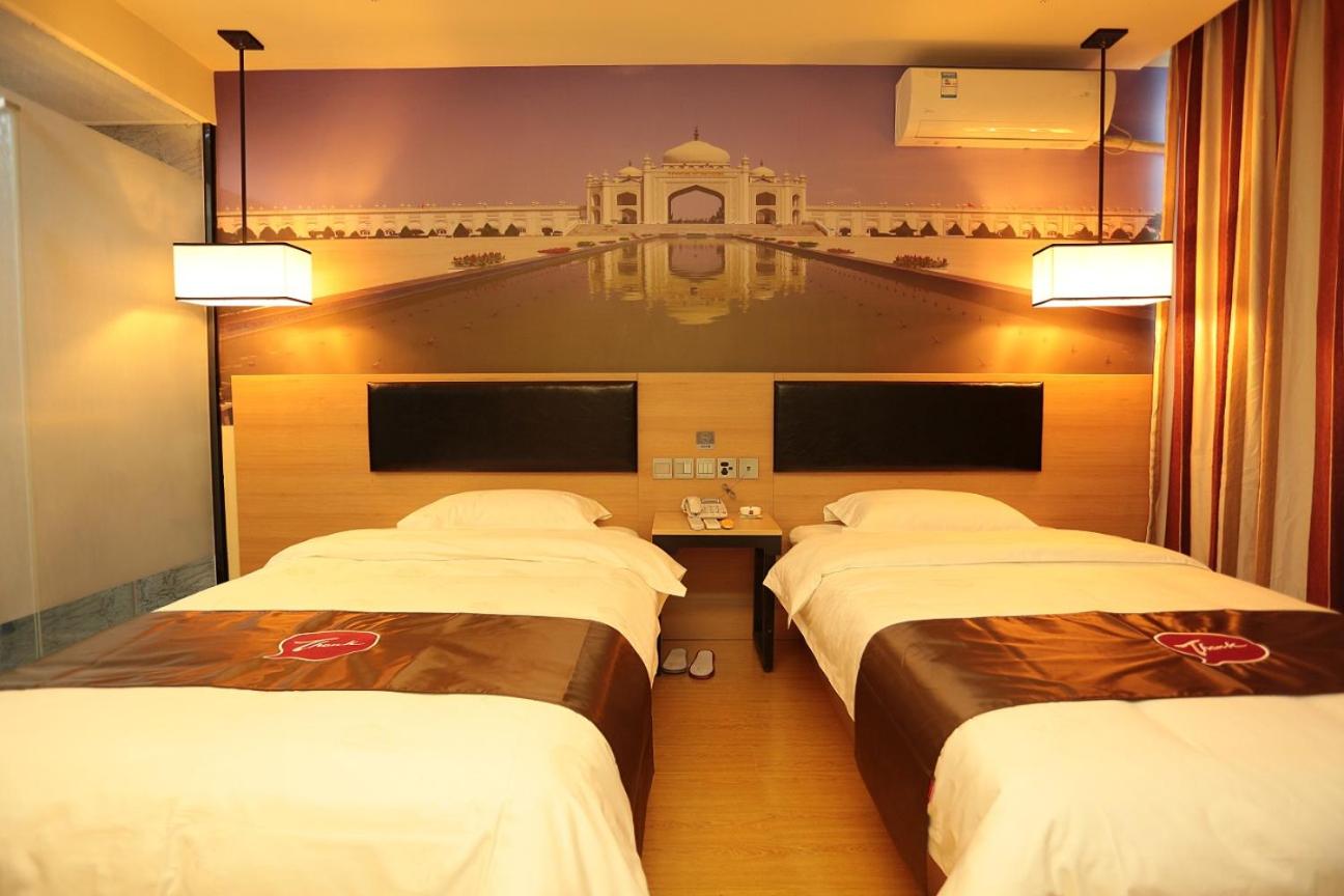 Mainland Chinese Citizens - Special Offer Twin Room photo 1