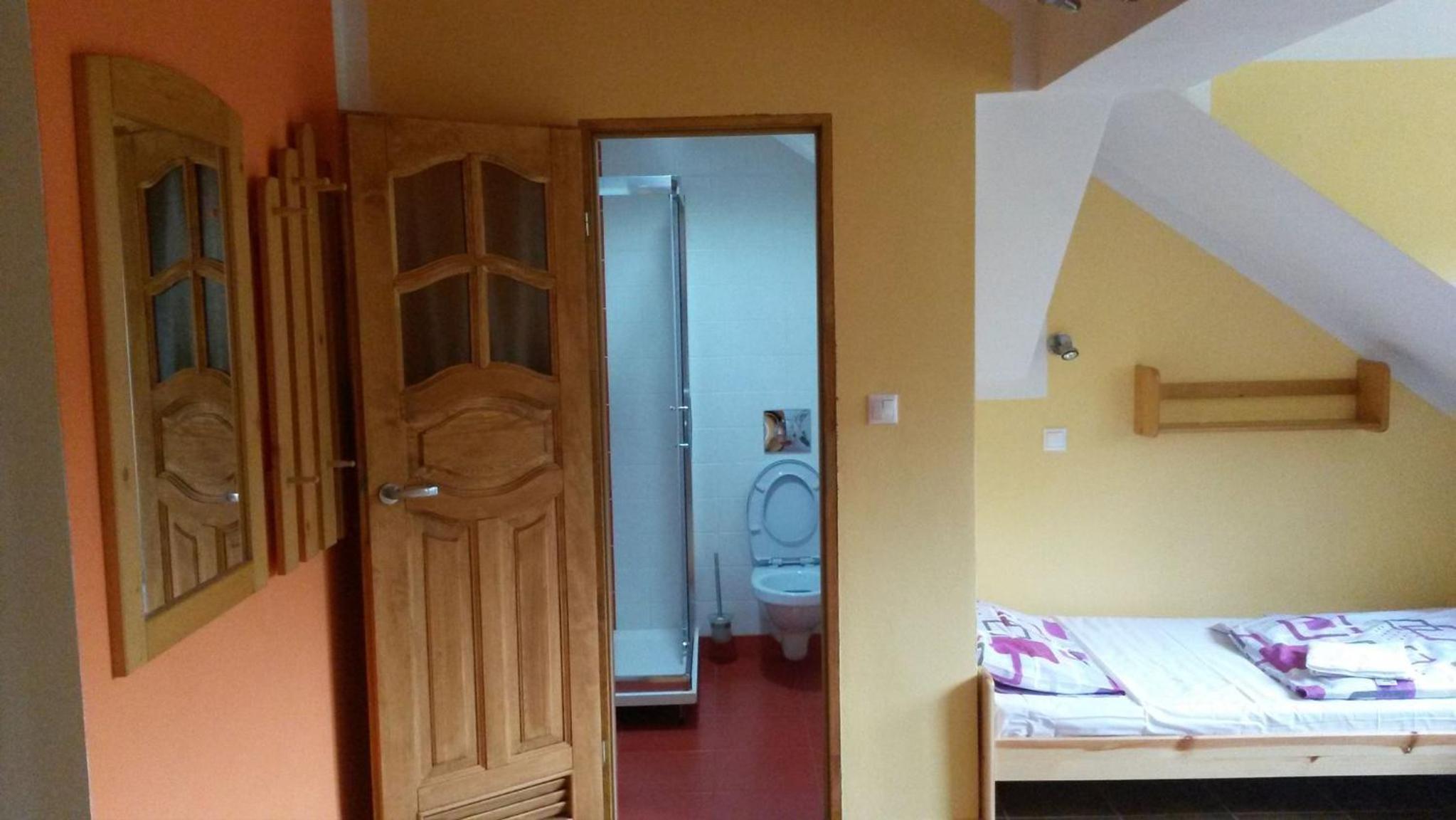 Quadruple Room - Photo 16